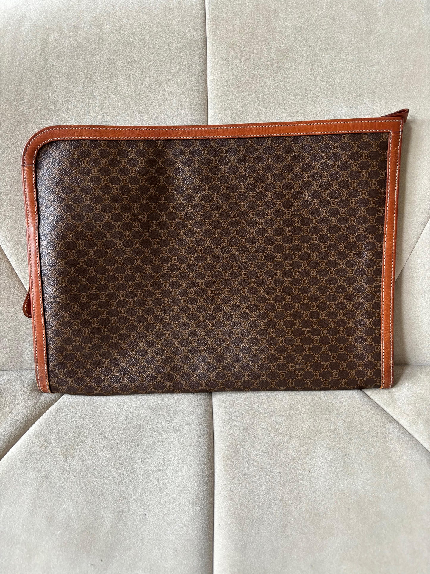 CÉLINE Pochette Vintage