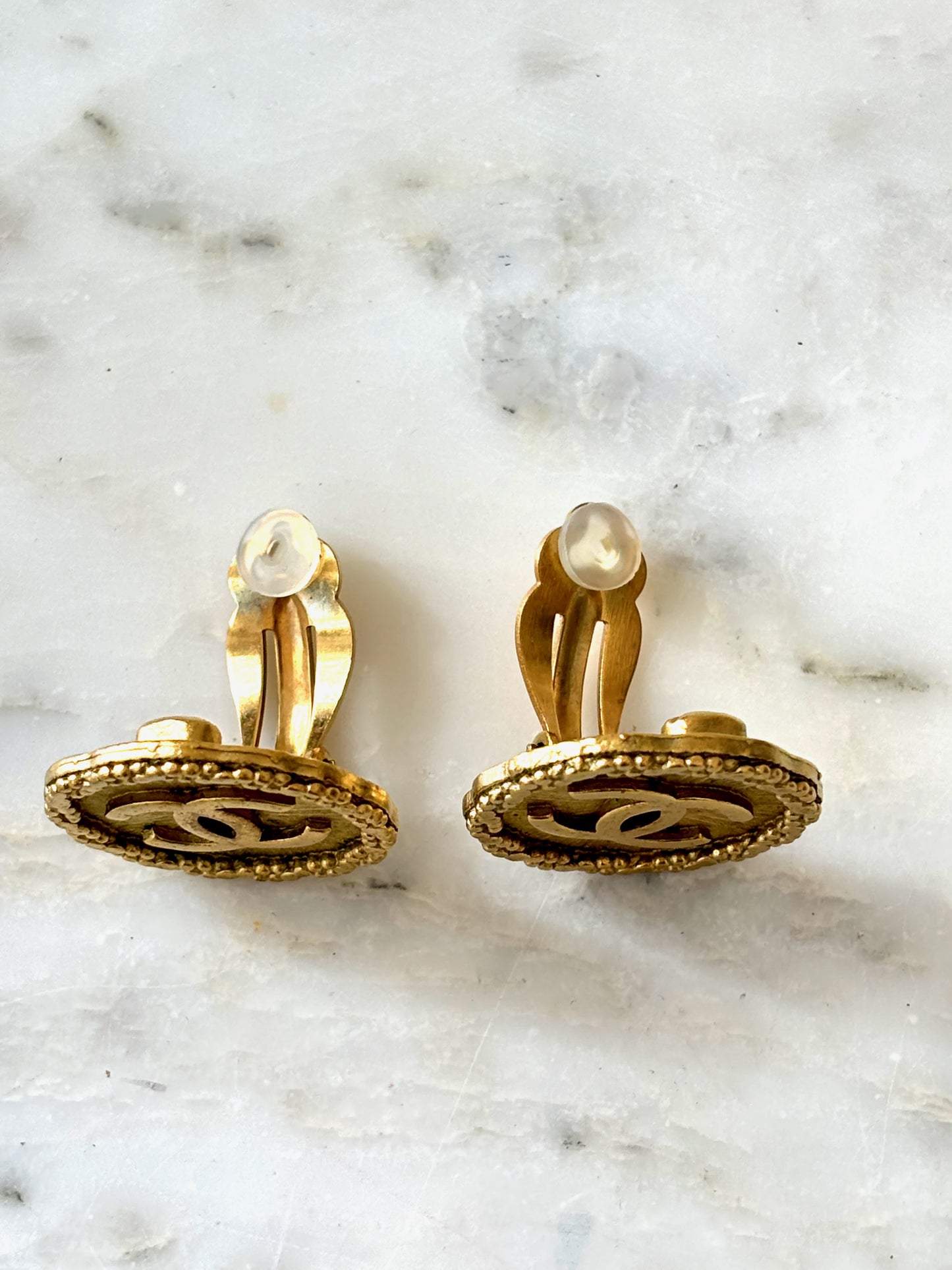 CHANEL Boucles d’oreilles 1995