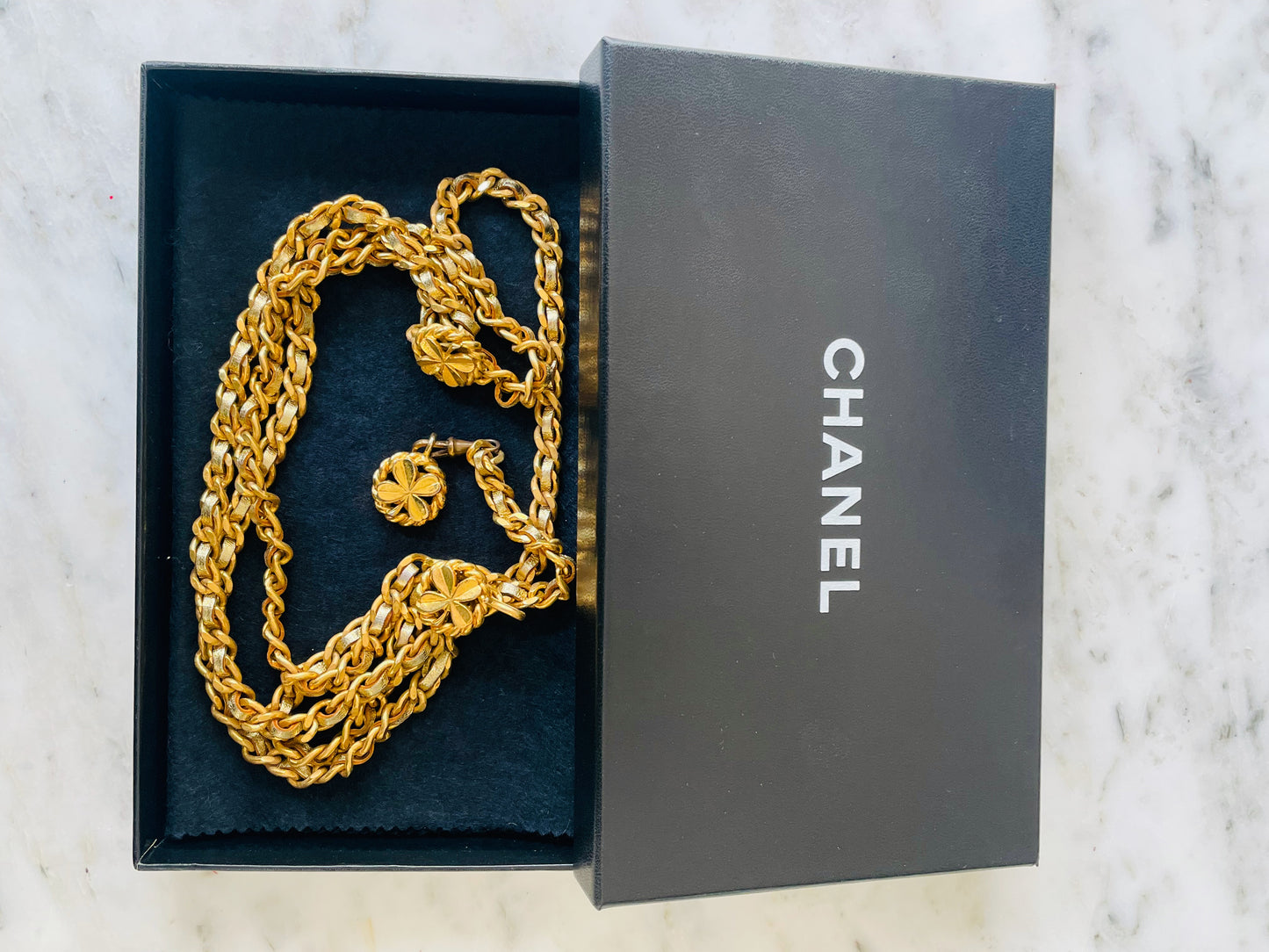 CHANEL Ceinture triple