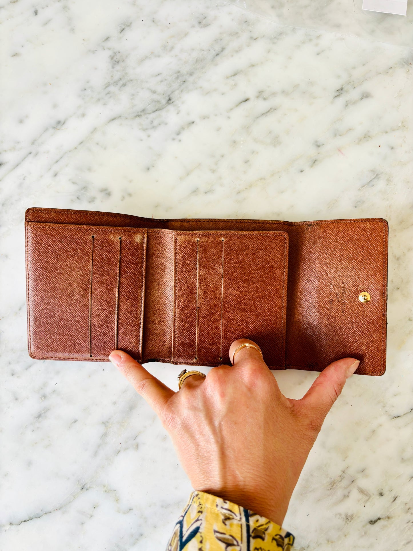 LOUIS VUITTON Portefeuille