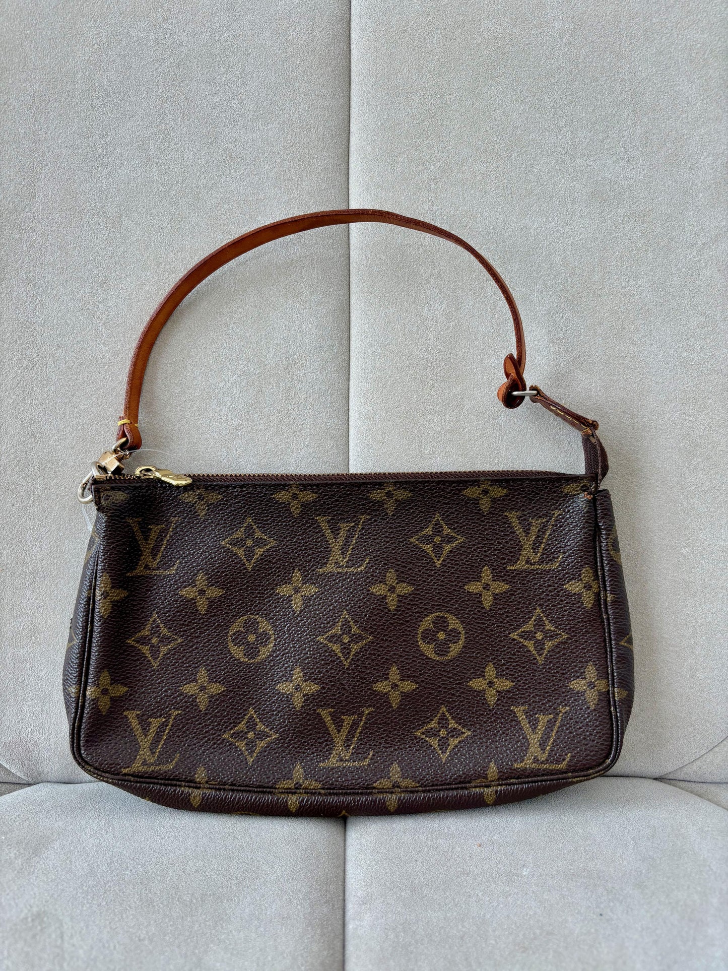 LOUIS VUITTON Sac Pochette Accessoire