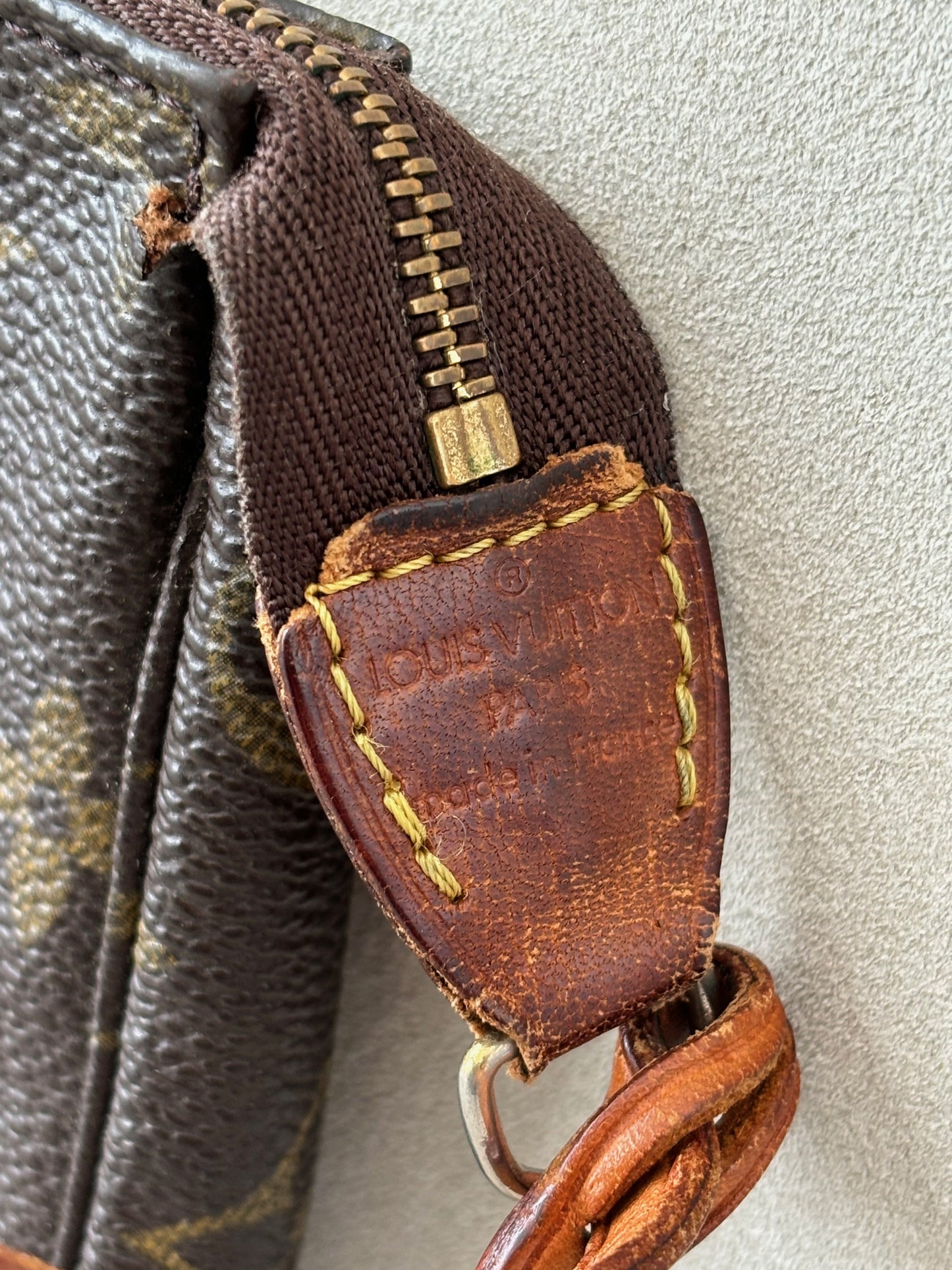 LOUIS VUITTON Sac Pochette Accessoire