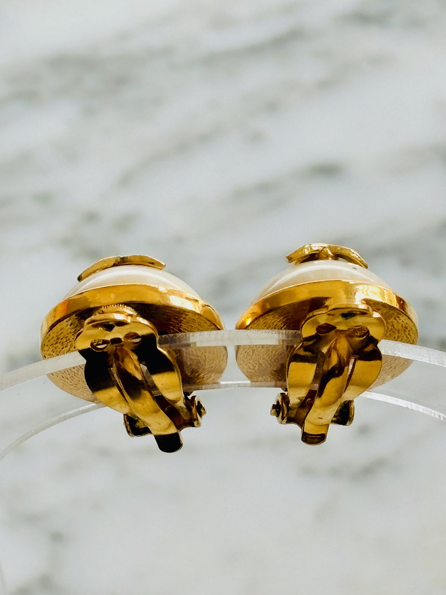CHANEL Boucles d'oreilles circa 90
