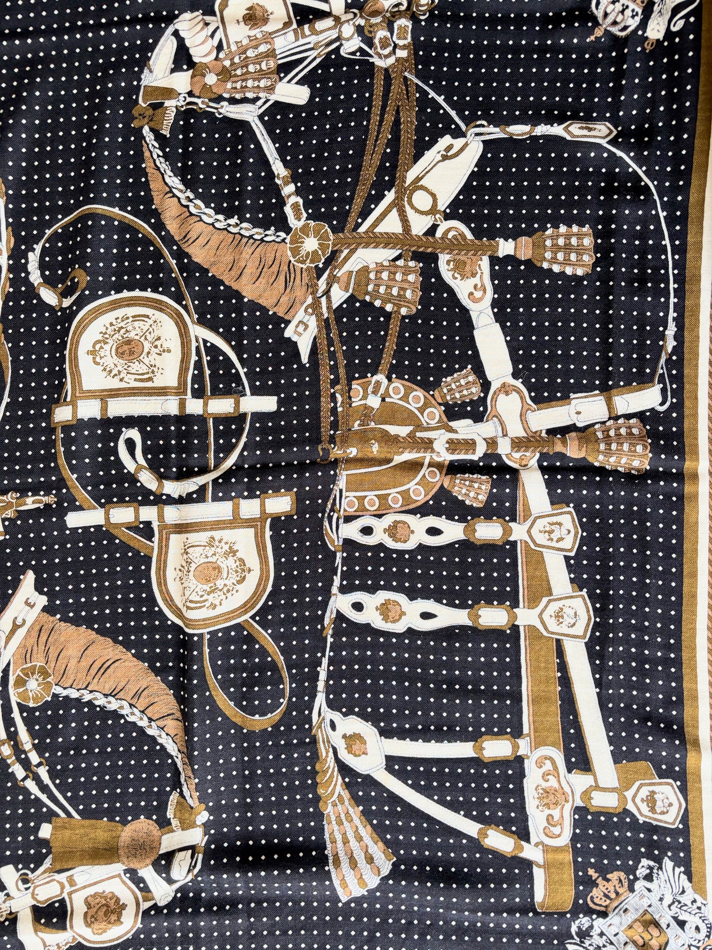 HERMÈS Châle Bandana