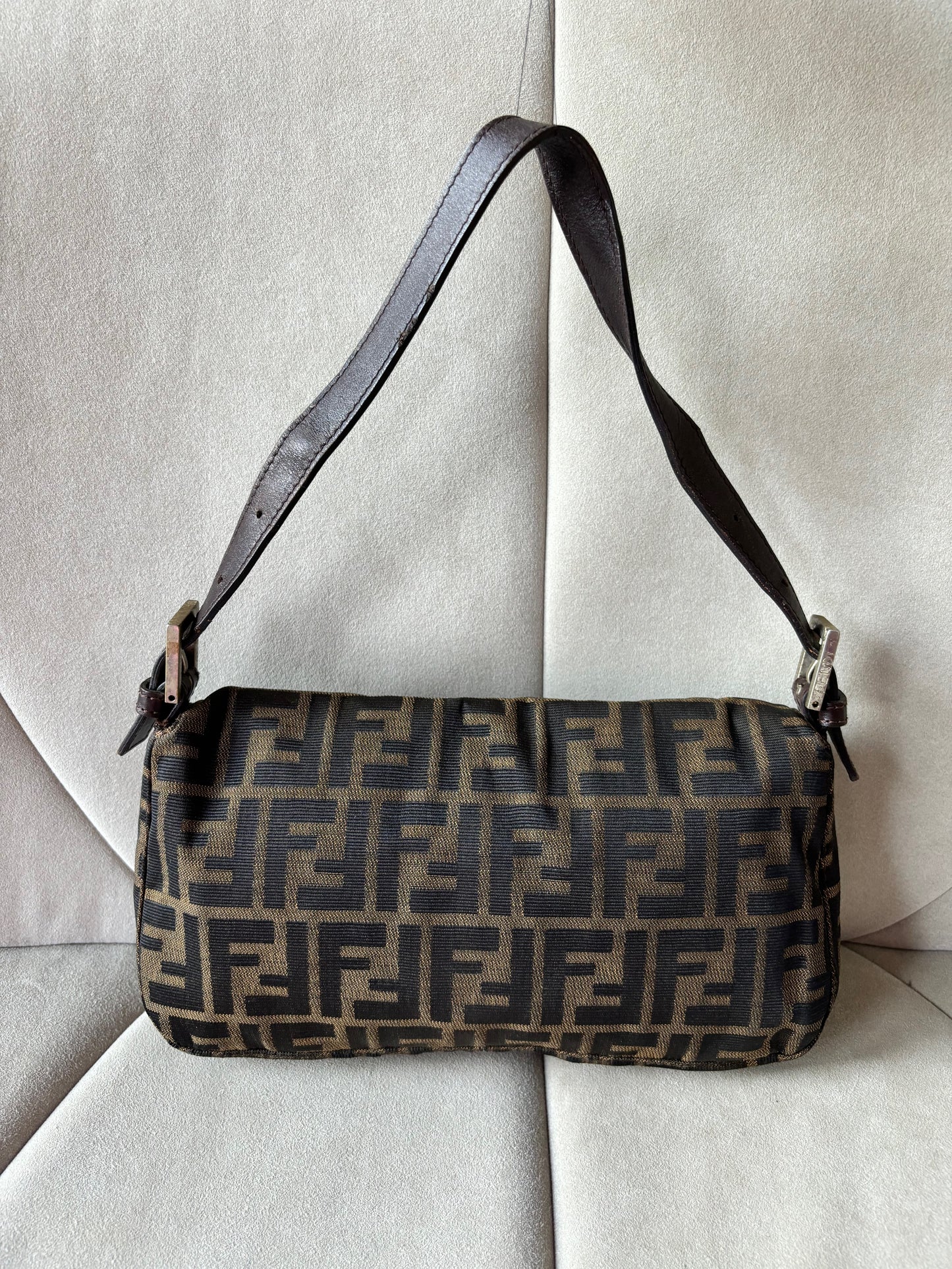 FENDI Sac Baguette