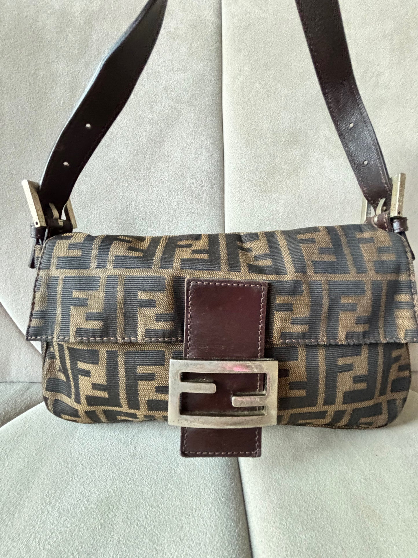 FENDI Sac Baguette