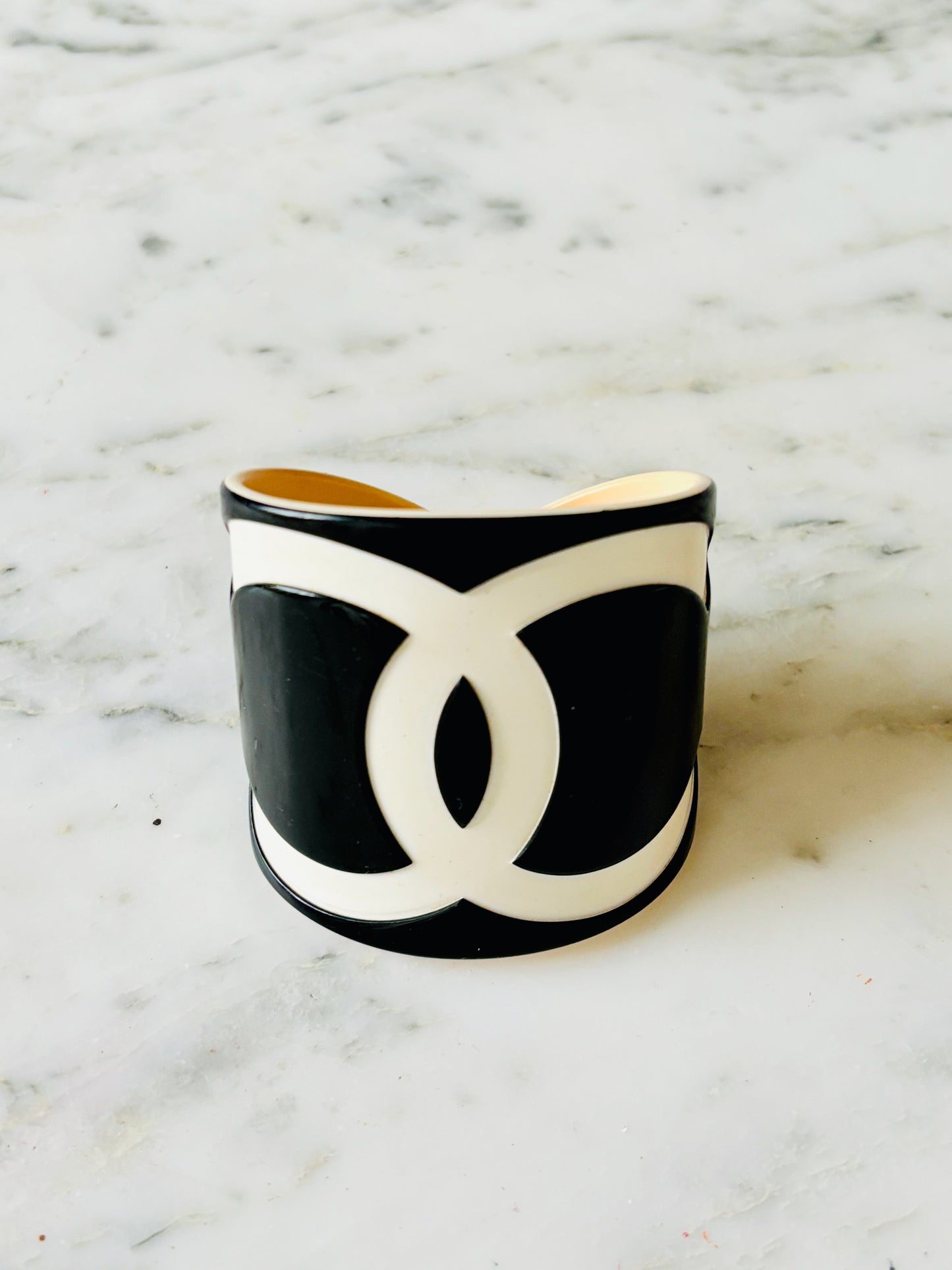 CHANEL Bracelet manchette
