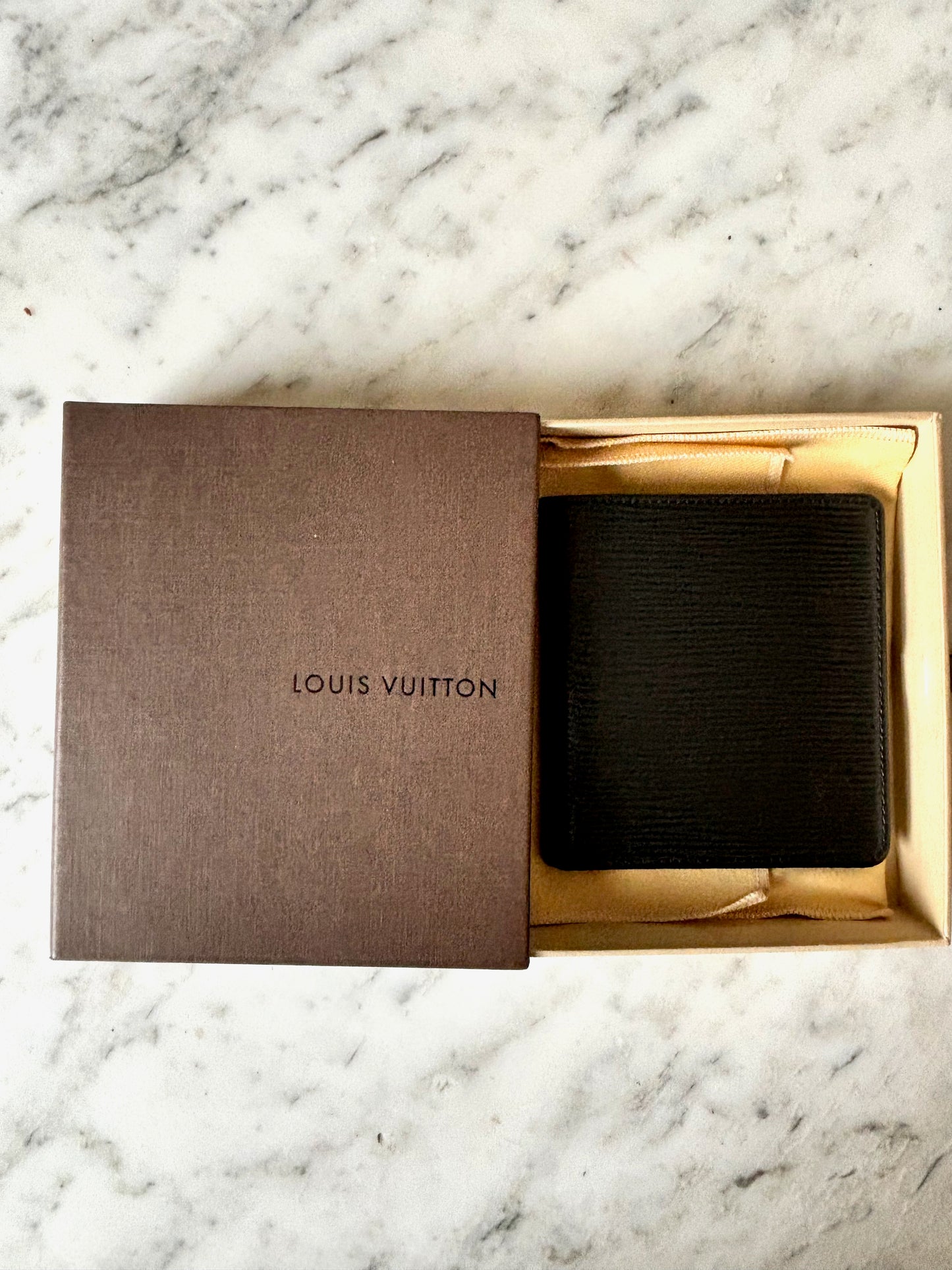 LOUIS VUITTON Portefeuille