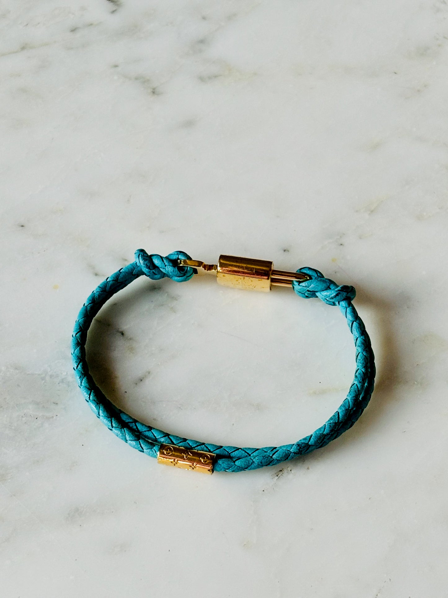 LOUIS VUITTON Bracelet Lockit