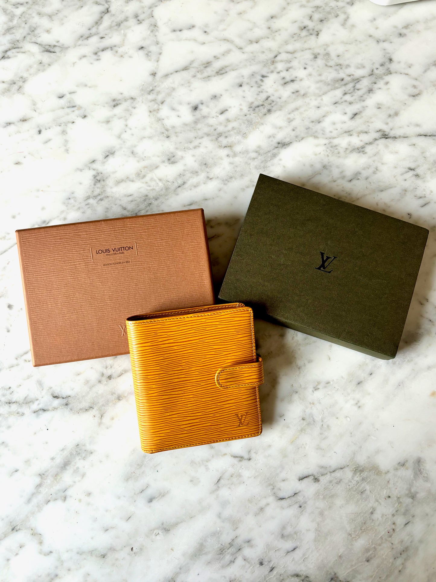 LOUIS VUITTON Portefeuille