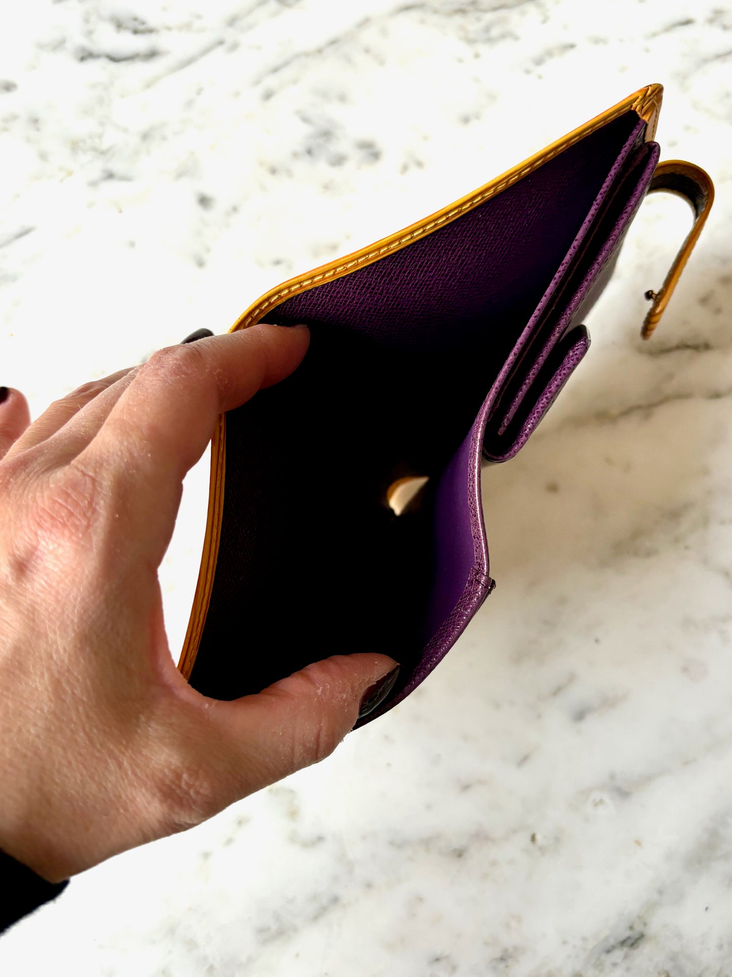 LOUIS VUITTON Portefeuille