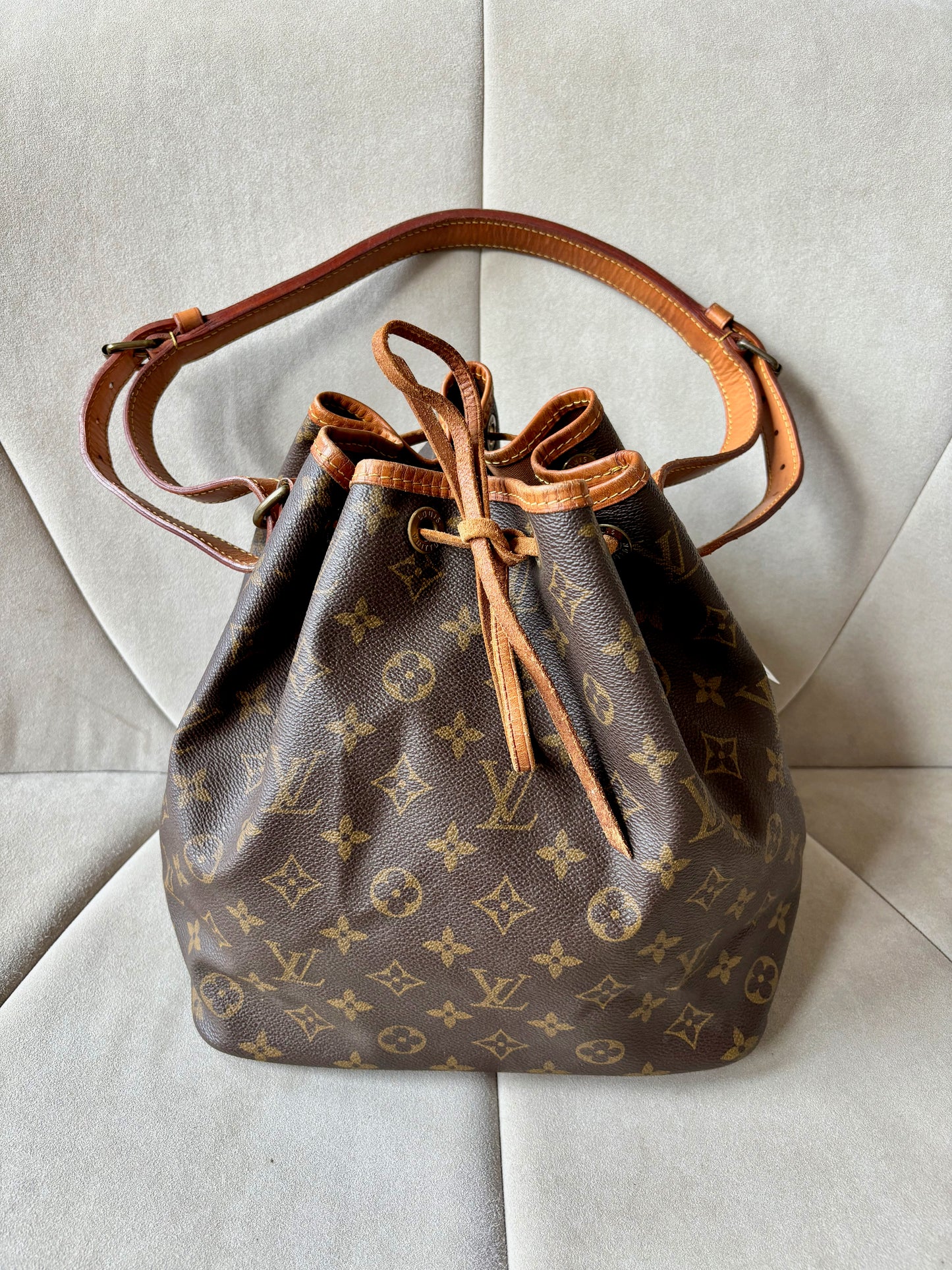 LOUIS VUITTON Sac Noé