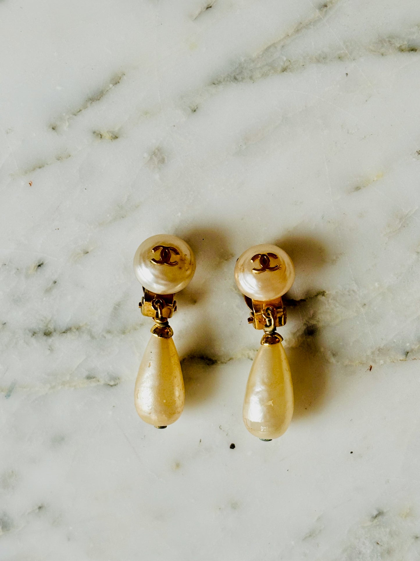 CHANEL Boucles d'oreilles