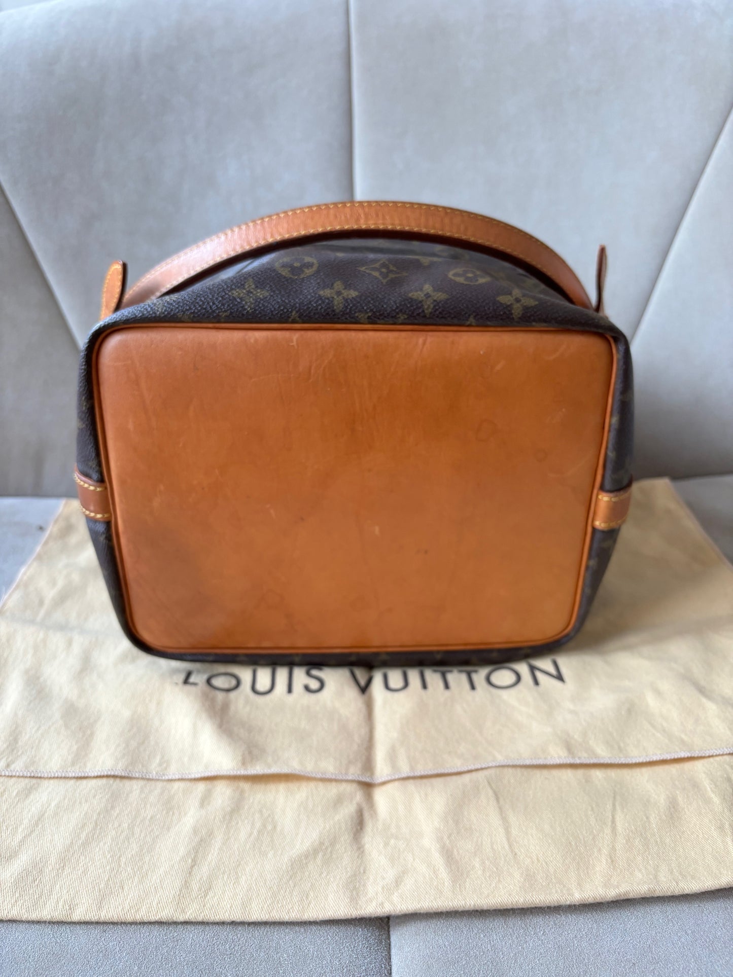 LOUIS VUITTON Sac Petit Noé