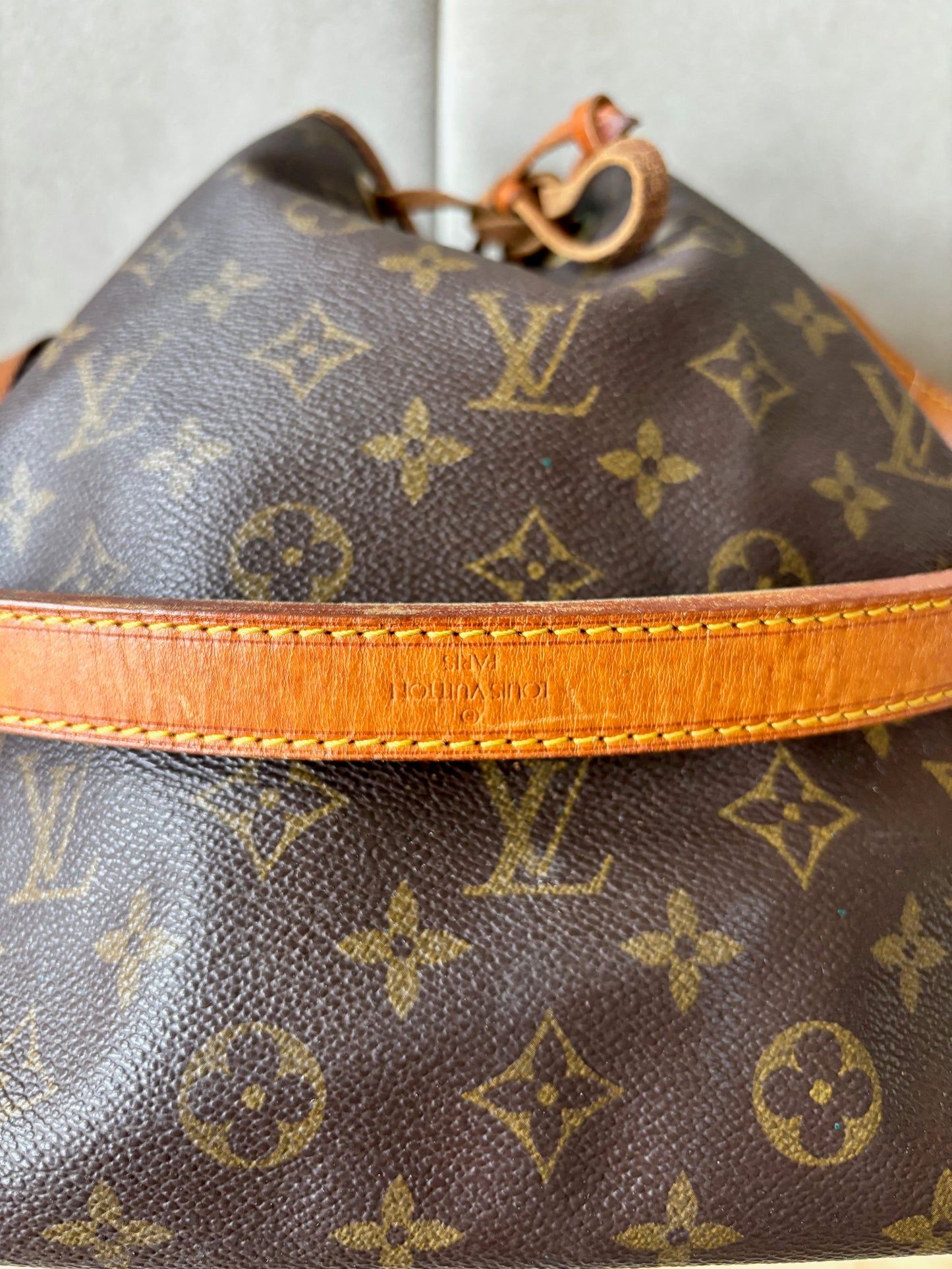 LOUIS VUITTON Sac Petit Noé