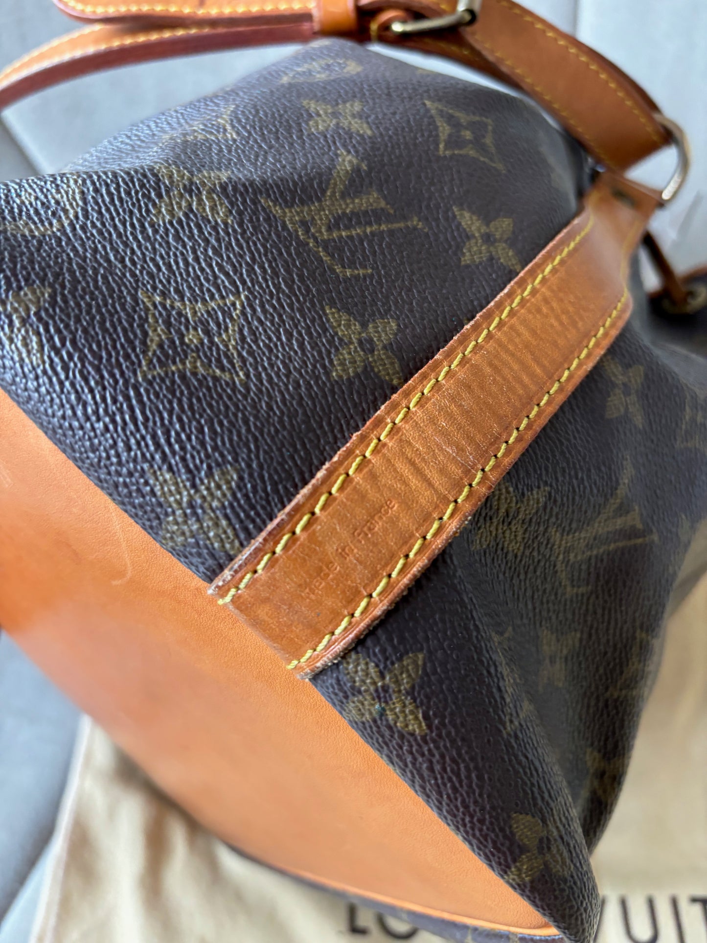 LOUIS VUITTON Sac Petit Noé