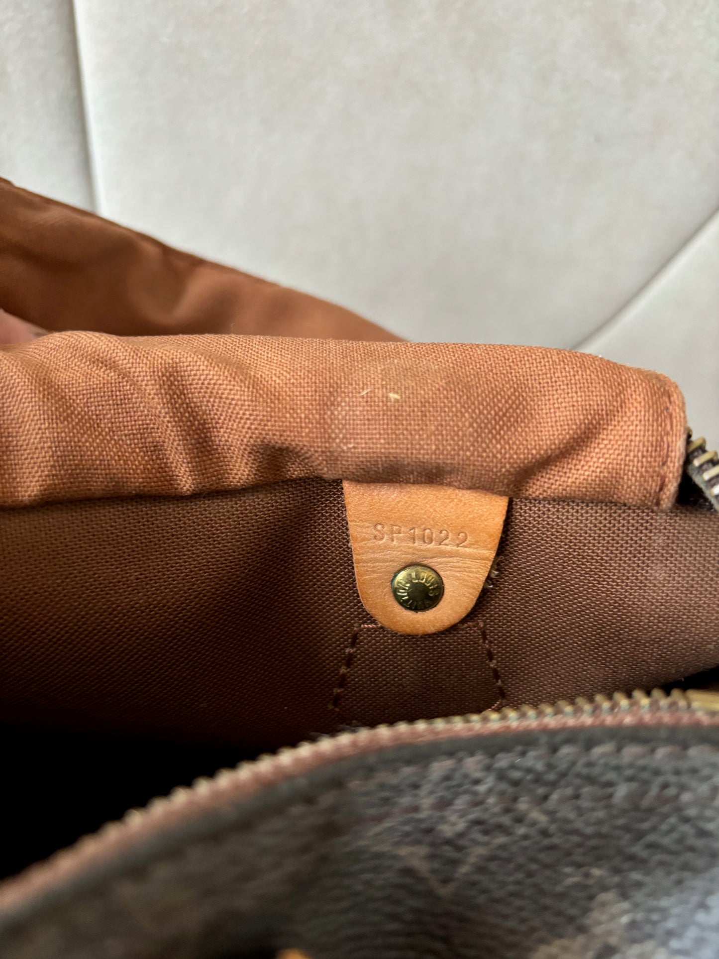 LOUIS VUITTON Speedy 25