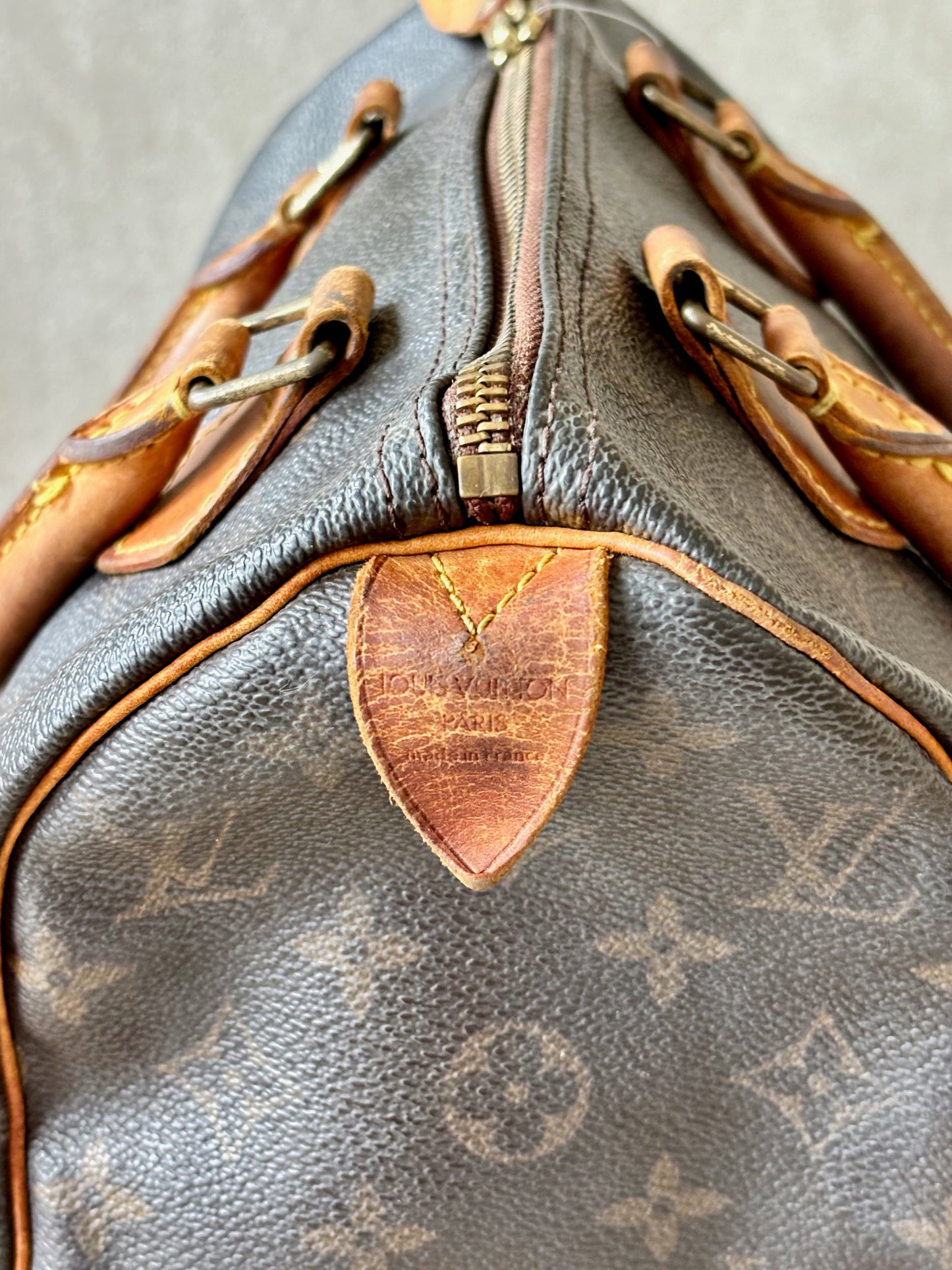 LOUIS VUITTON Speedy 25