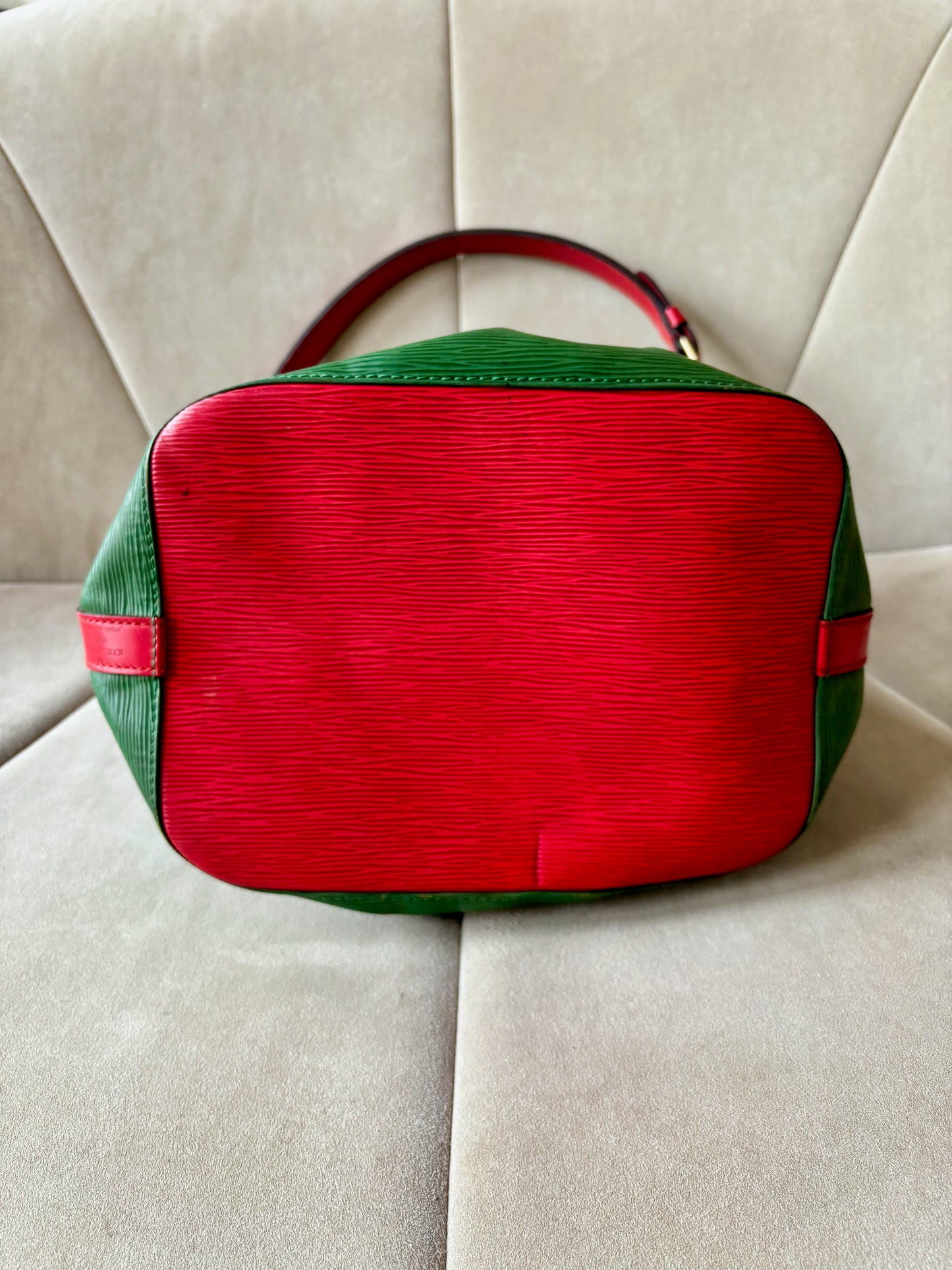 LOUIS VUITTON Sac Petit Noé