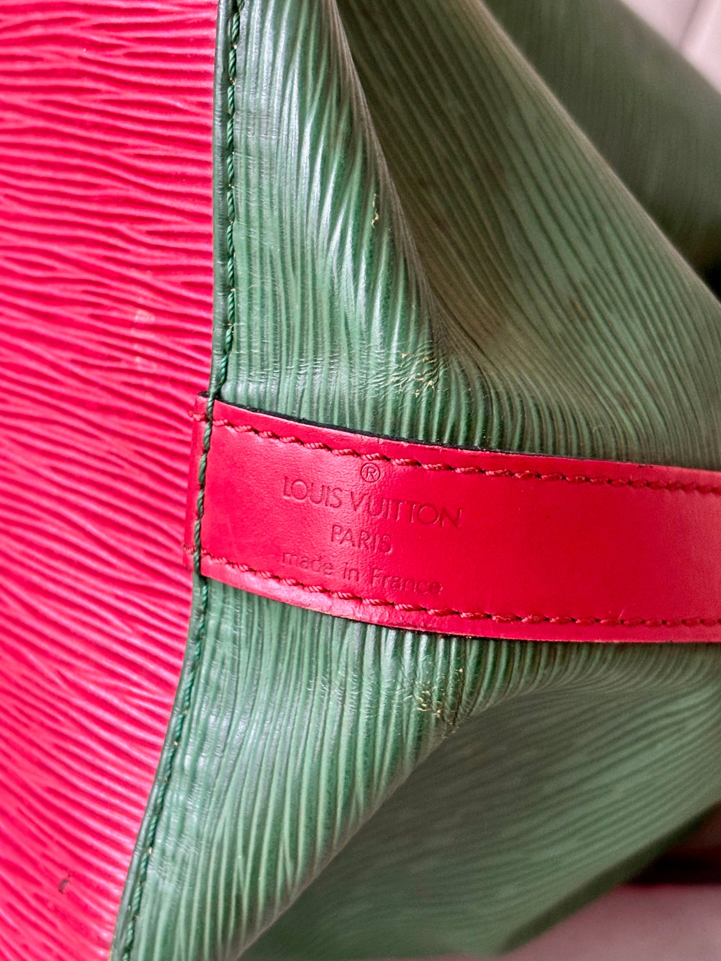 LOUIS VUITTON Sac Petit Noé