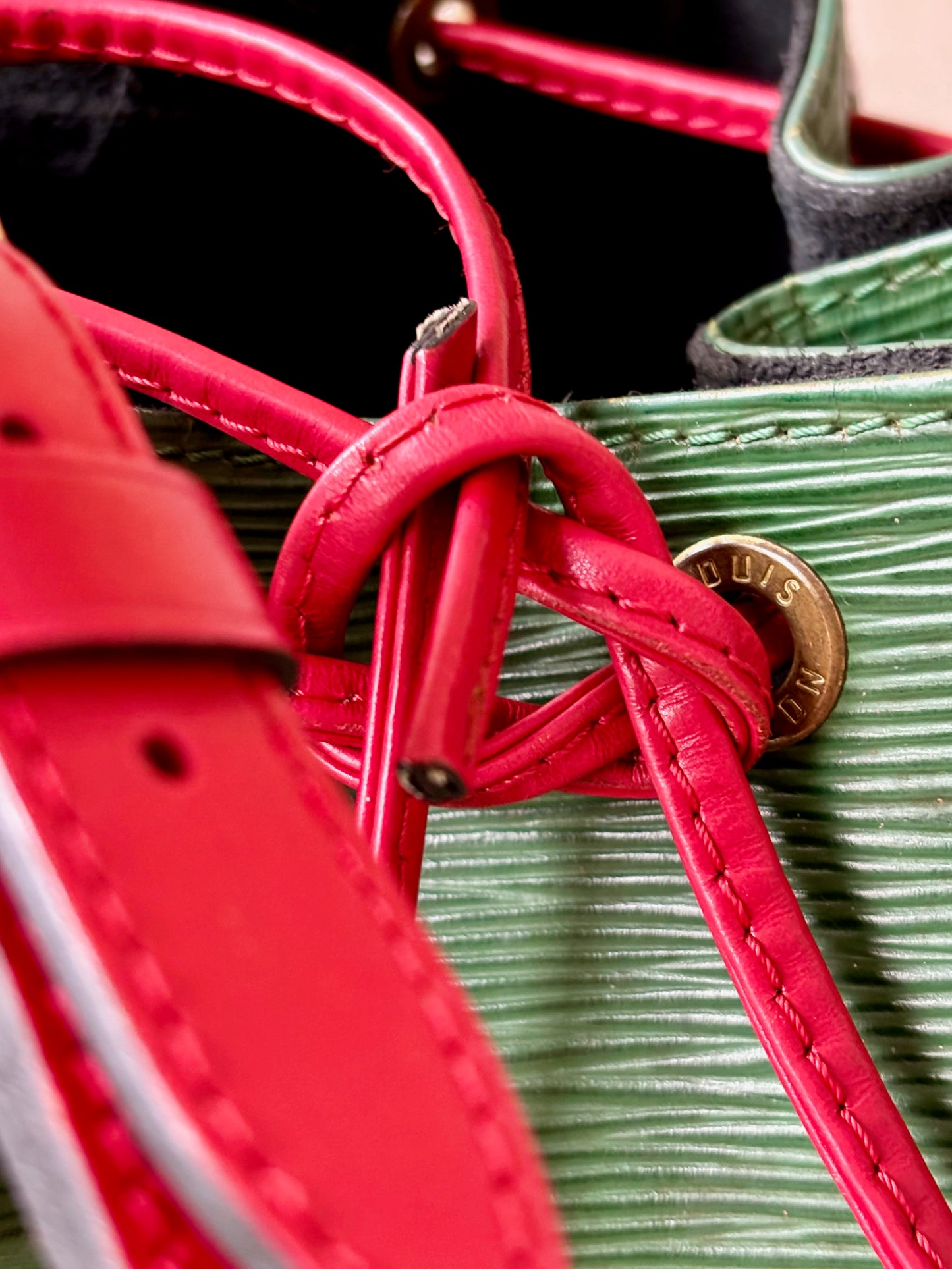 LOUIS VUITTON Sac Petit Noé