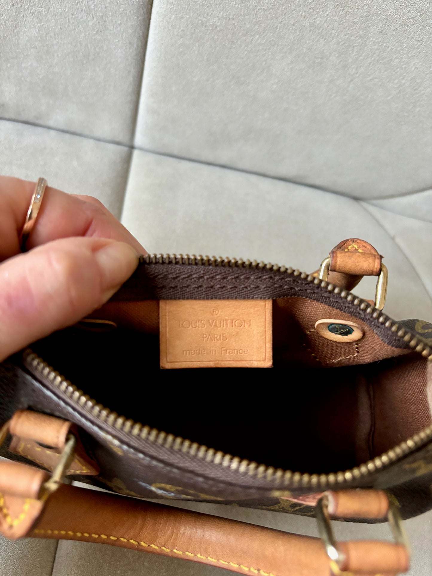 LOUIS VUITTON Nano Speedy