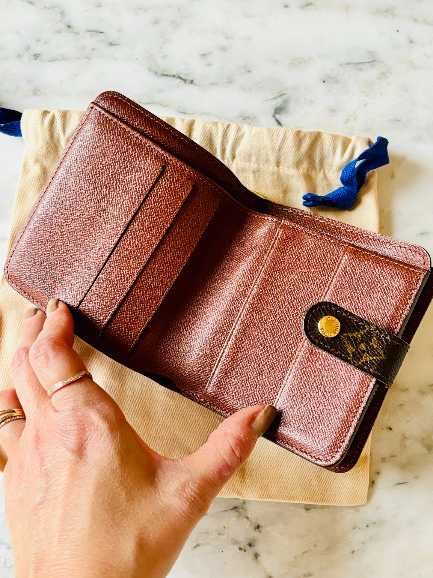 LOUIS VUITTON Portefeuille