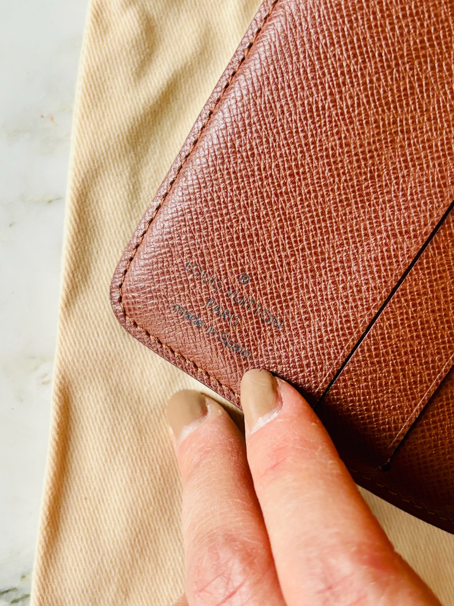 LOUIS VUITTON Portefeuille