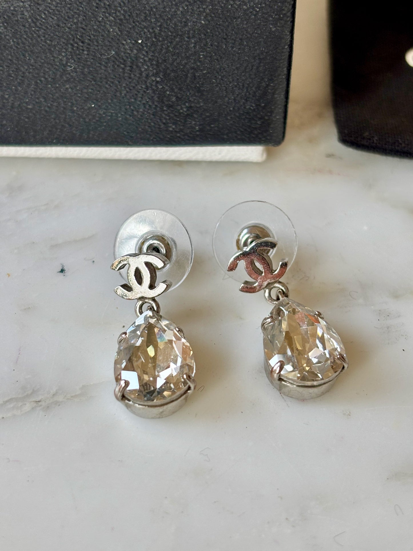 CHANEL Boucles d'oreilles