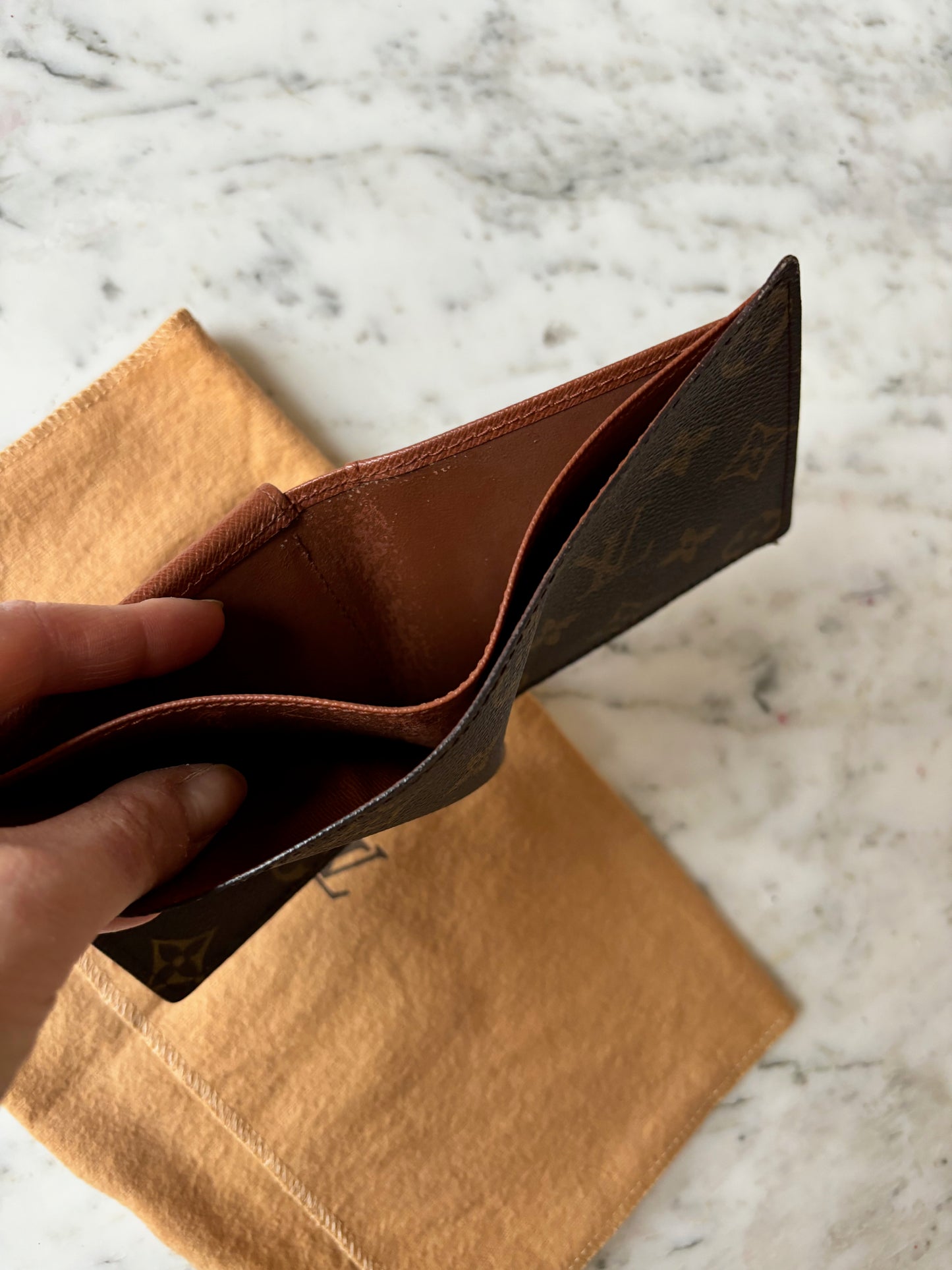 LOUIS VUITTON Portefeuille