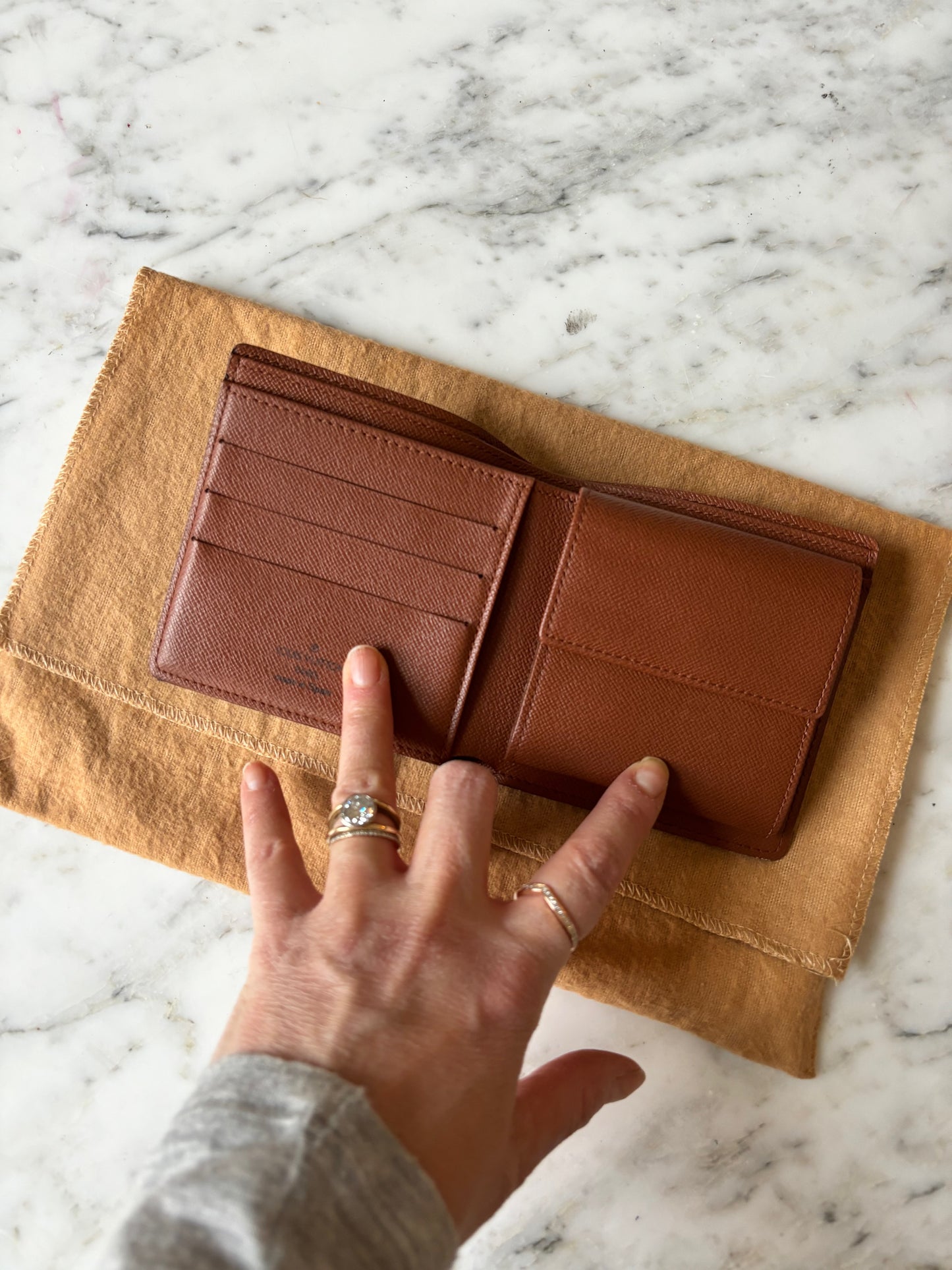 LOUIS VUITTON Portefeuille