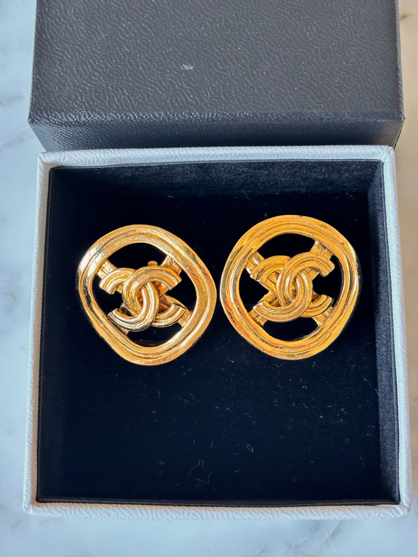 CHANEL Boucles d'oreilles