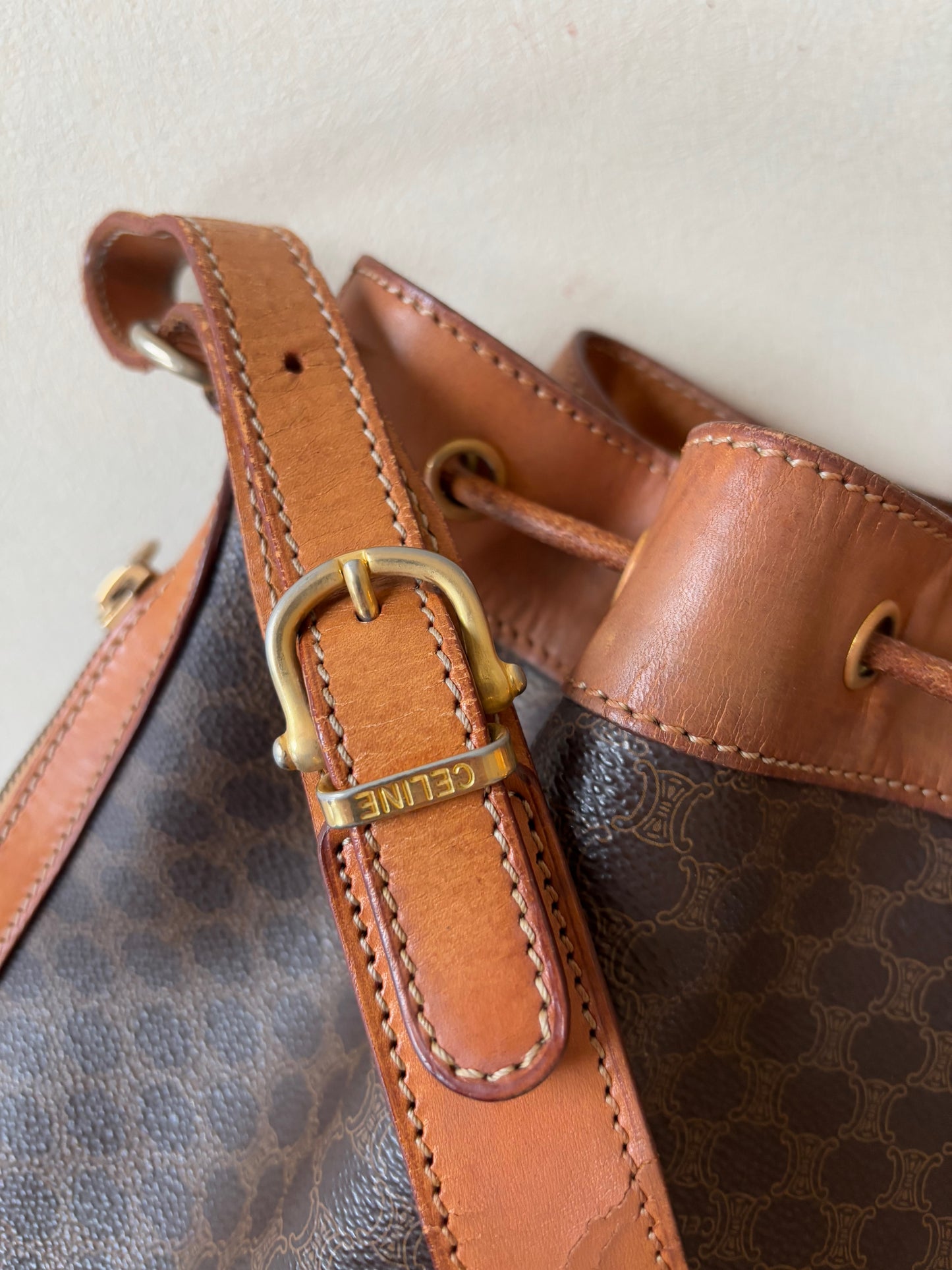 CÉLINE Sac Seau triomphe