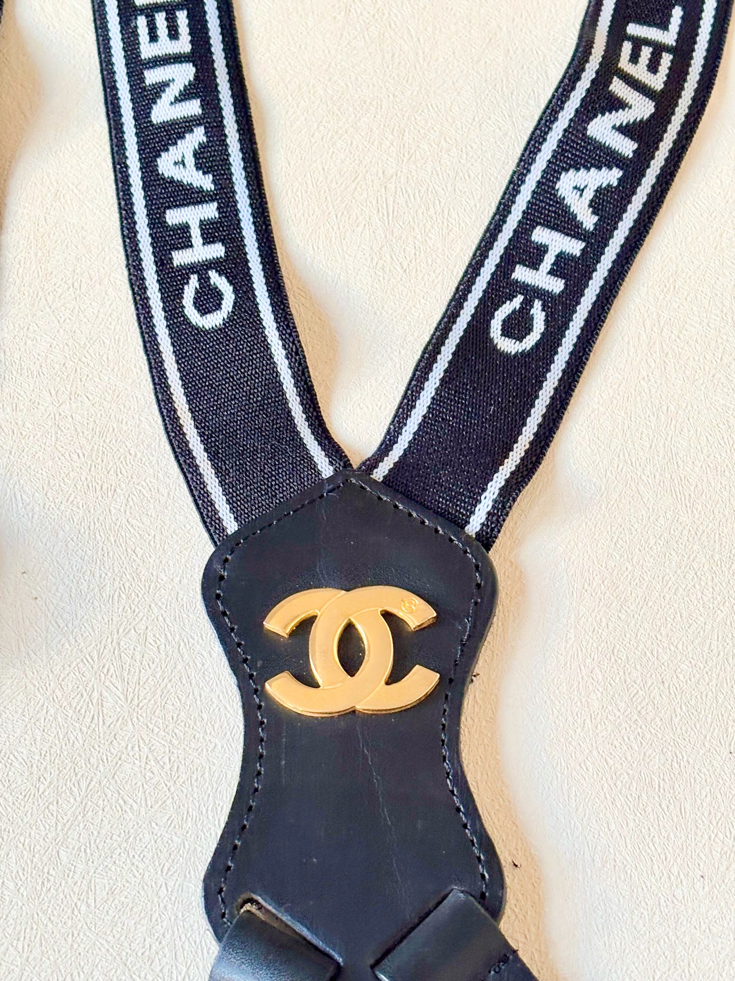 CHANEL Bretelles à logo