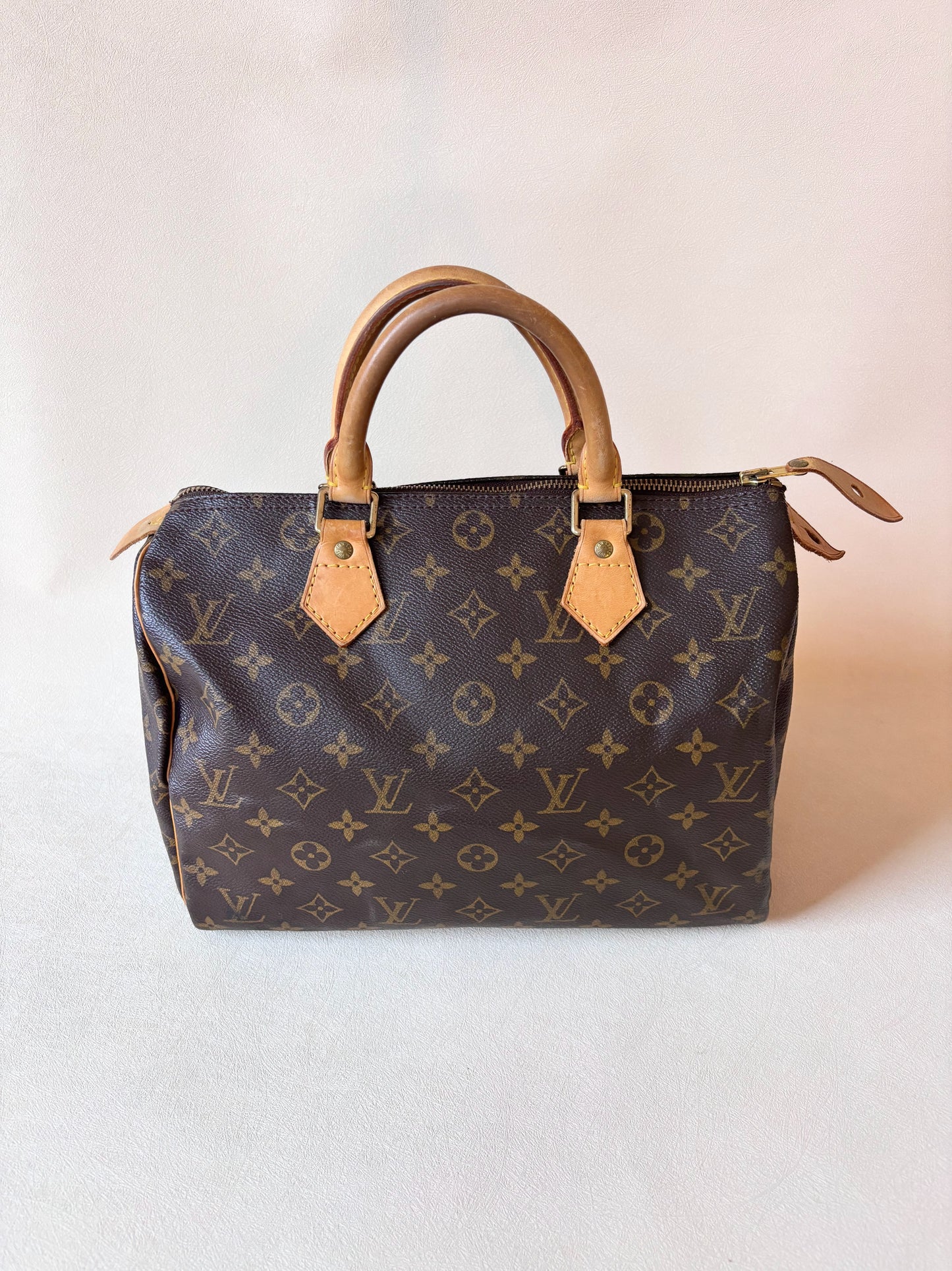 LOUIS VUITTON Speedy 30