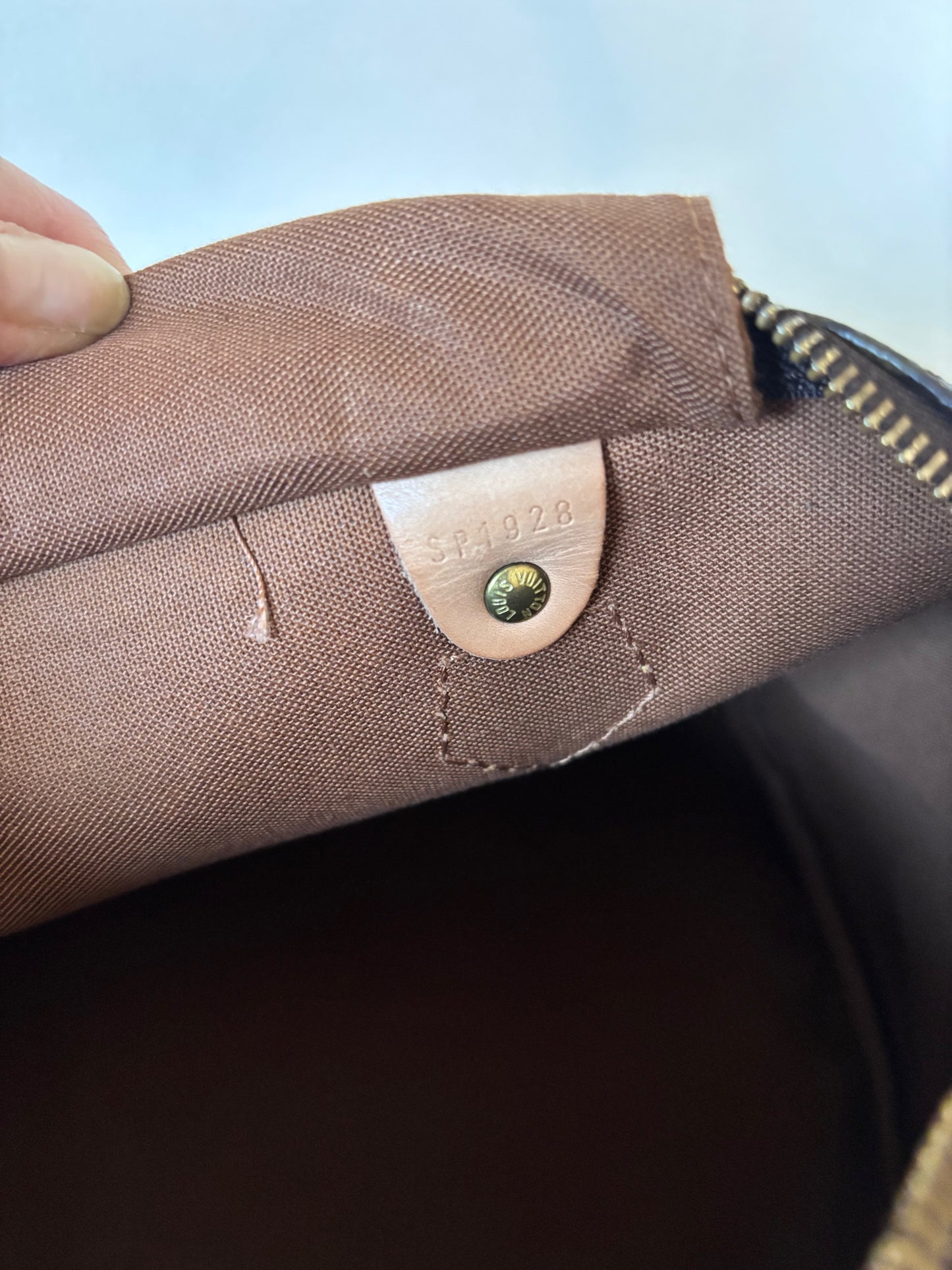 LOUIS VUITTON Speedy 30