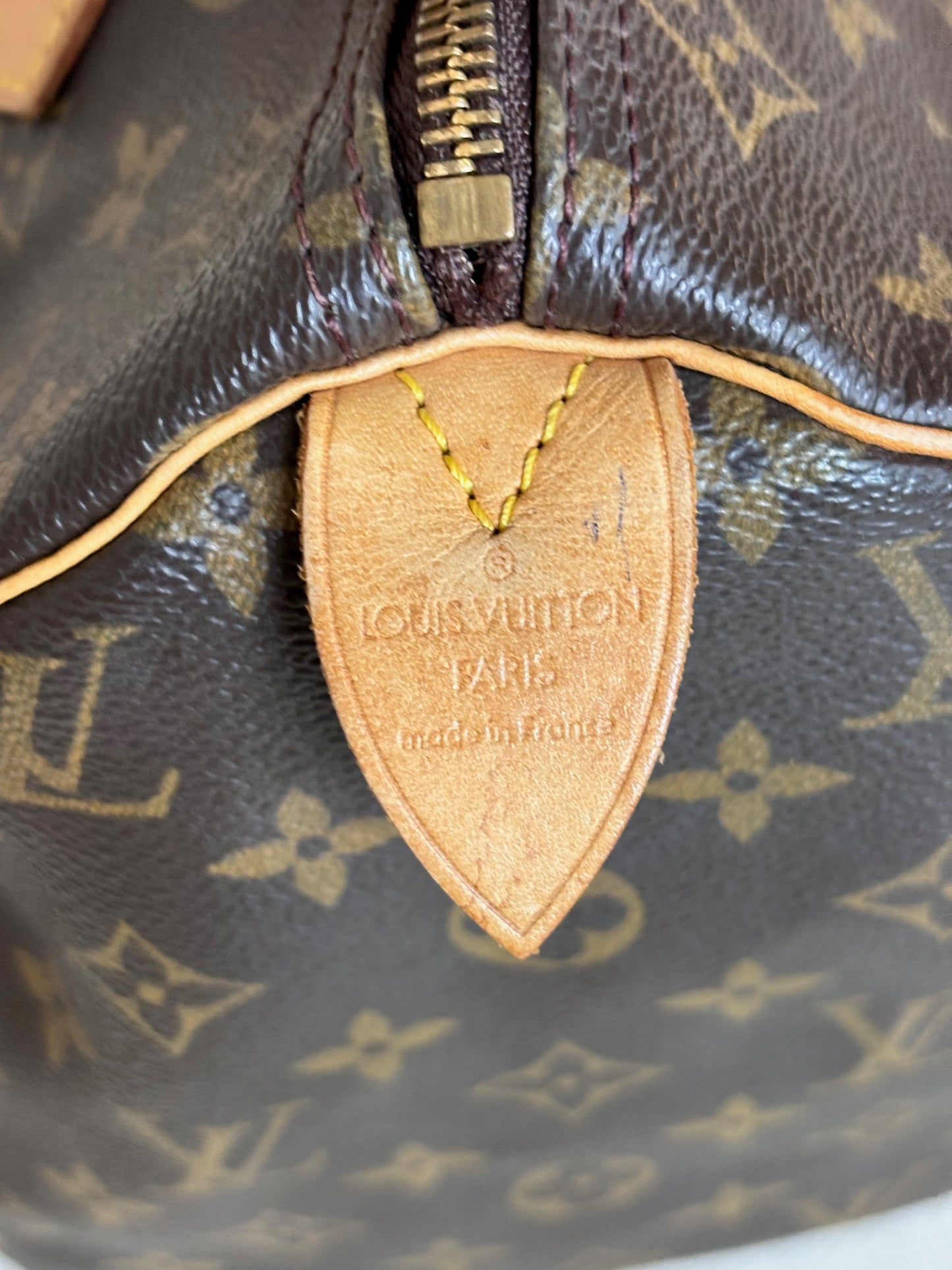 LOUIS VUITTON Speedy 30