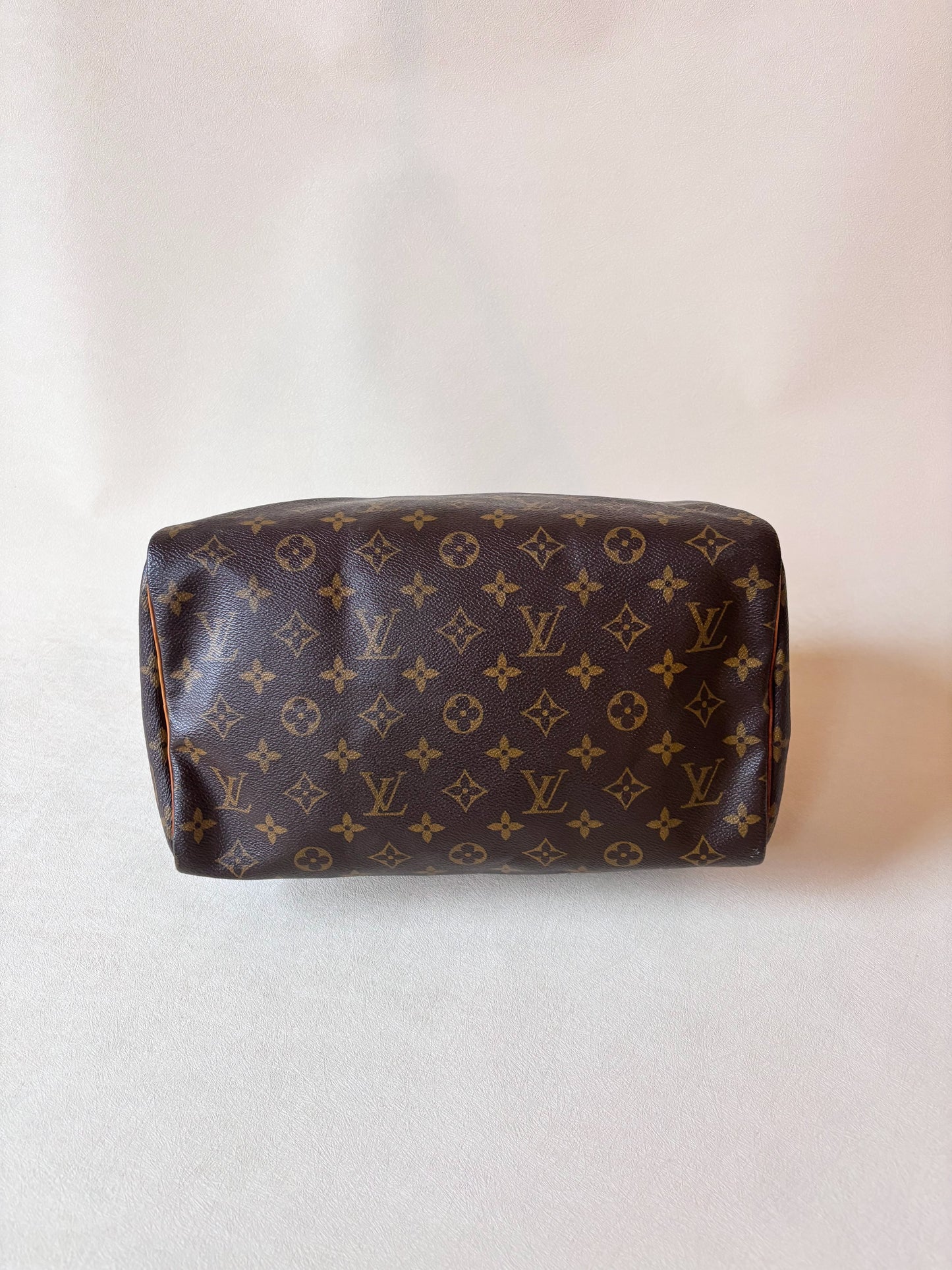 LOUIS VUITTON Speedy 30