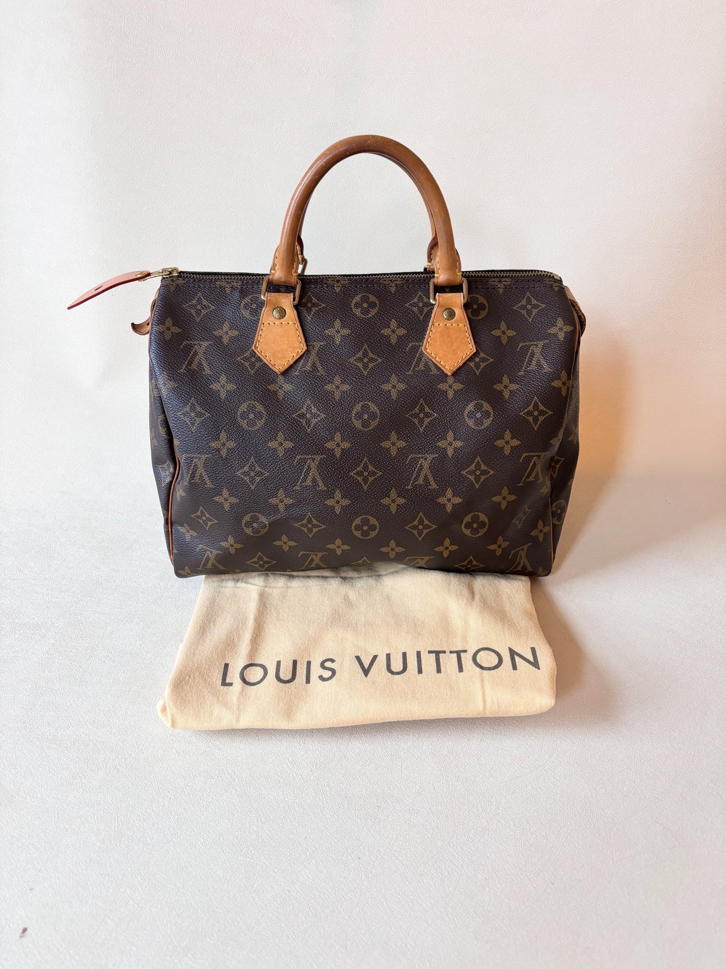 LOUIS VUITTON Speedy 30