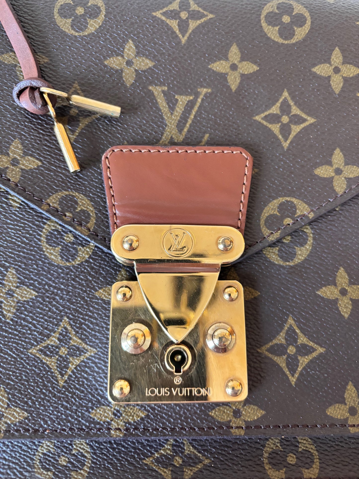 LOUIS VUITTON Sac Monceau