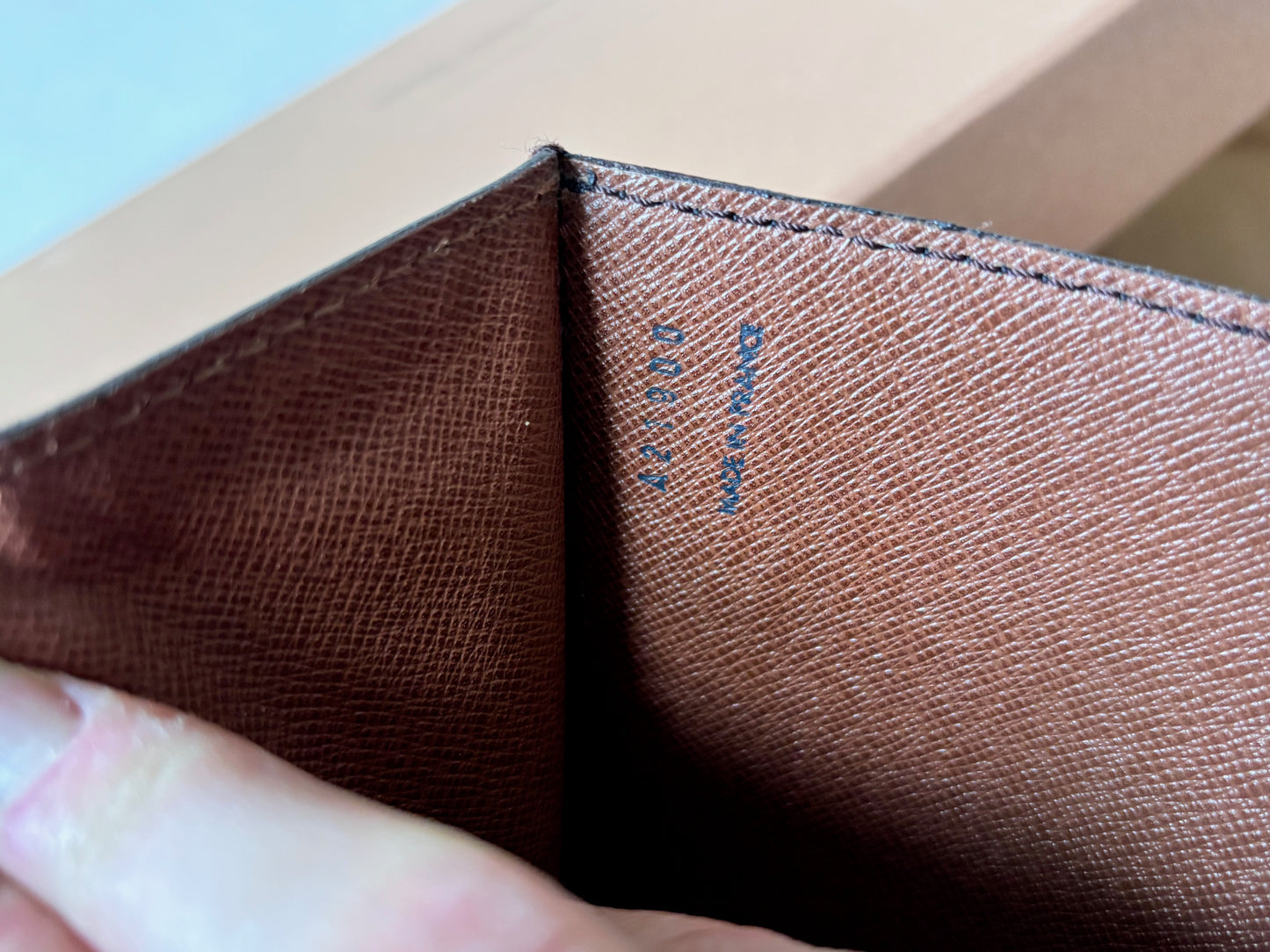 LOUIS VUITTON Sac Monceau 26
