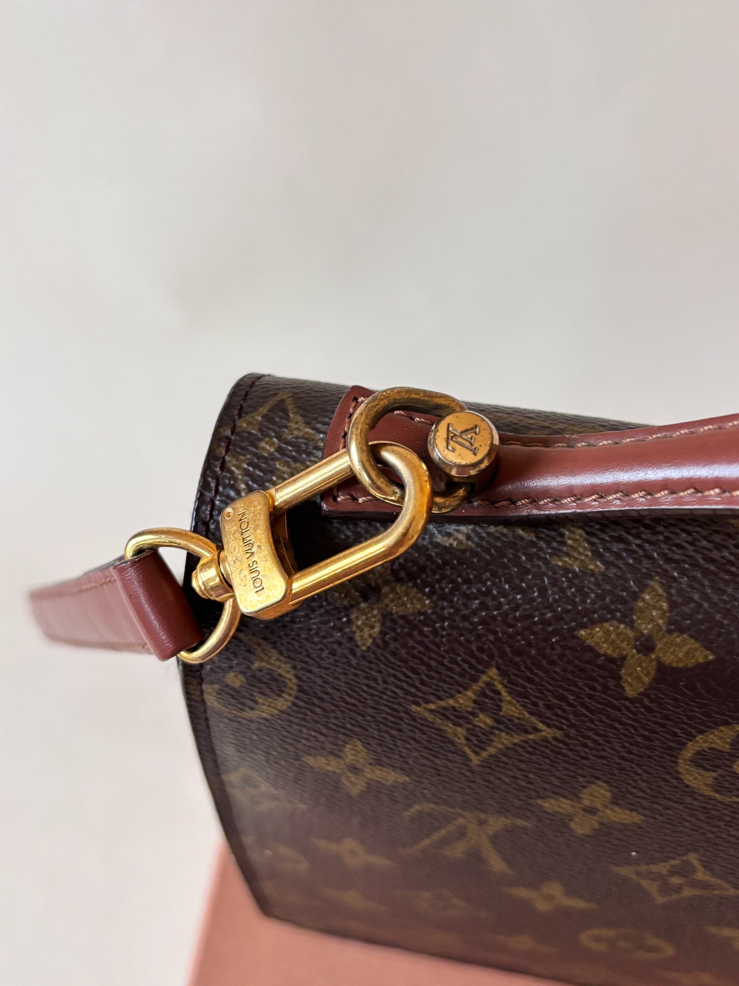 LOUIS VUITTON Sac Monceau 26