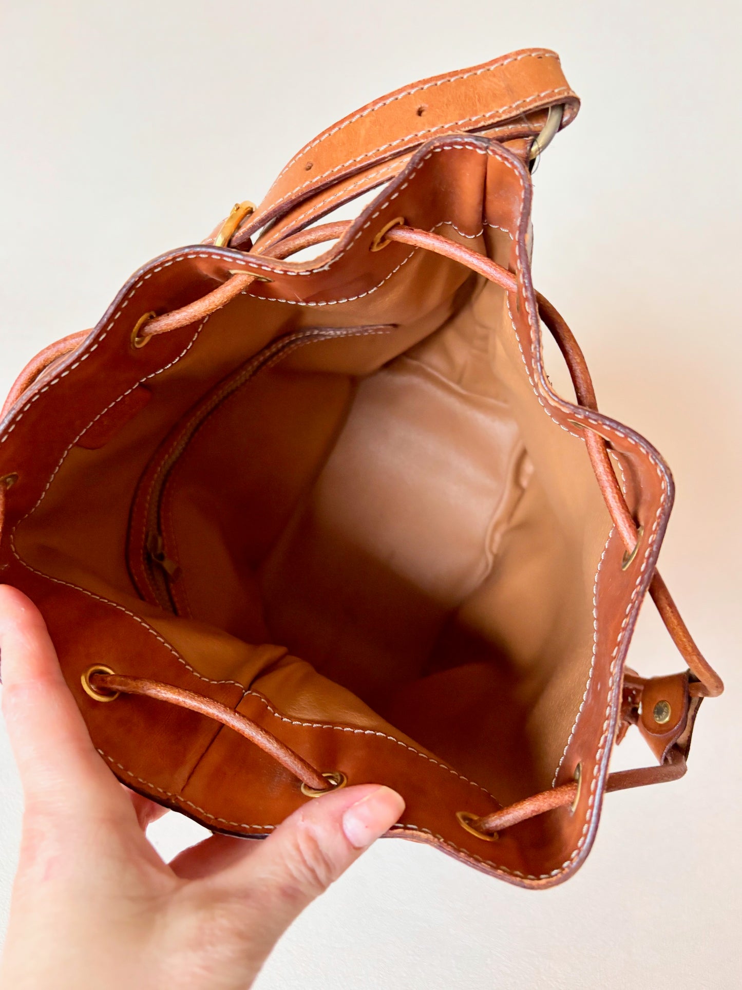 CÉLINE Sac Seau Triomphe