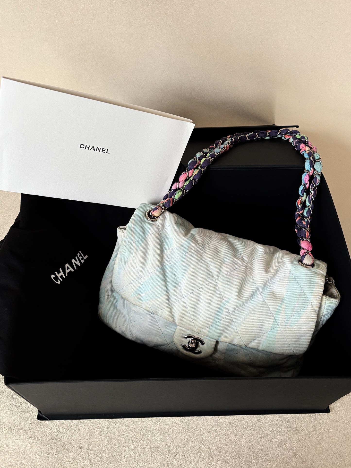 CHANEL Sac timeless denim