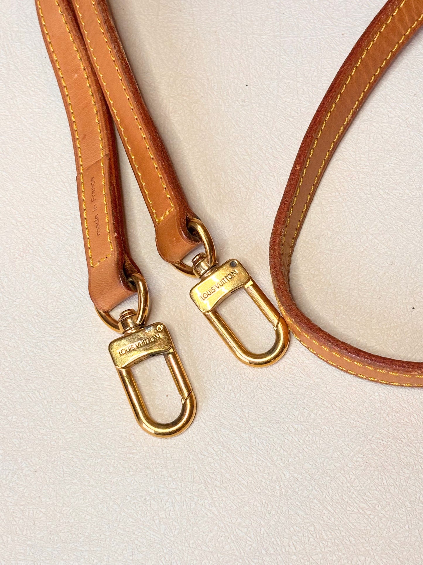 LOUIS VUITTON Bandoulière