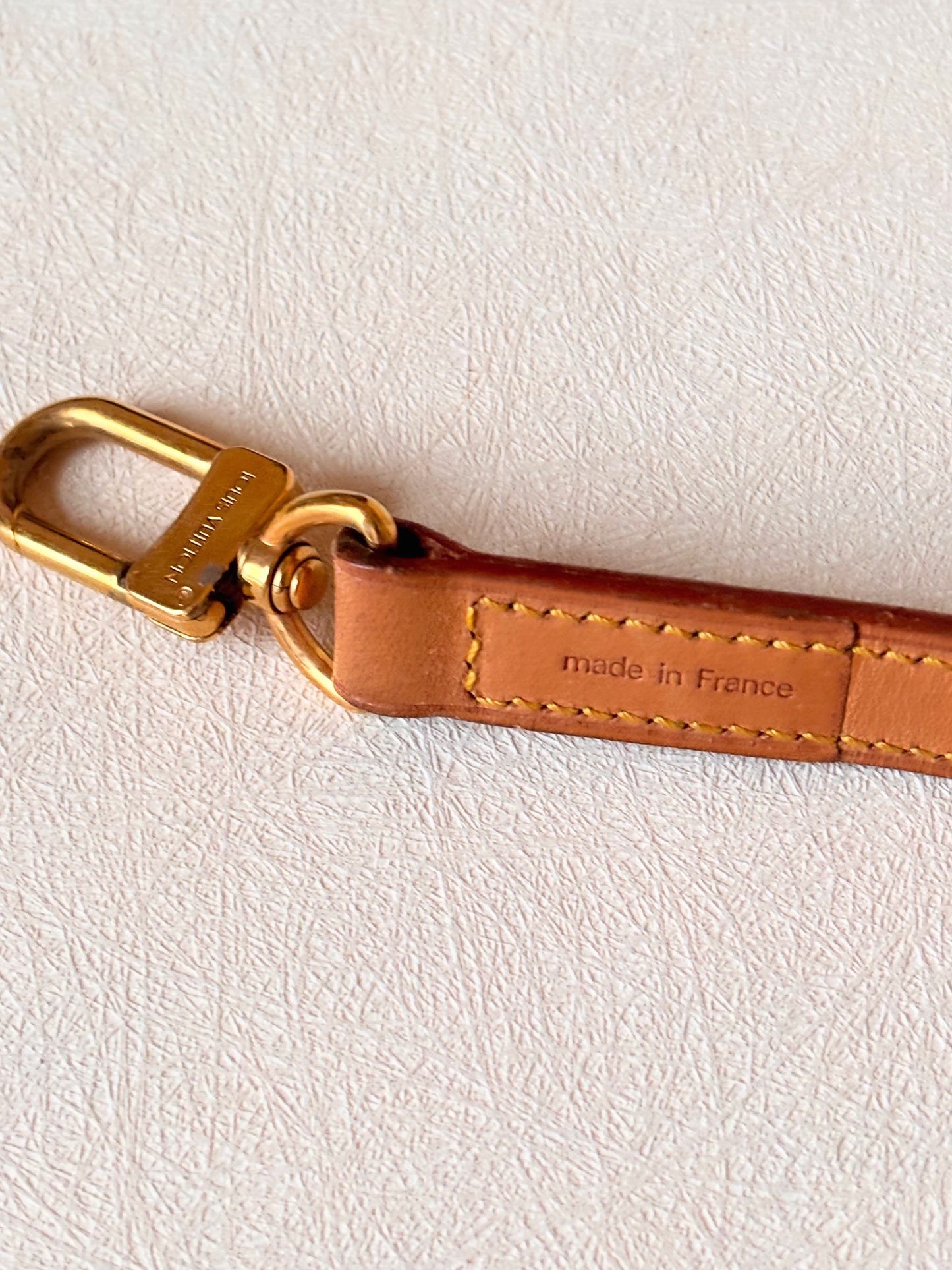 LOUIS VUITTON Bandoulière