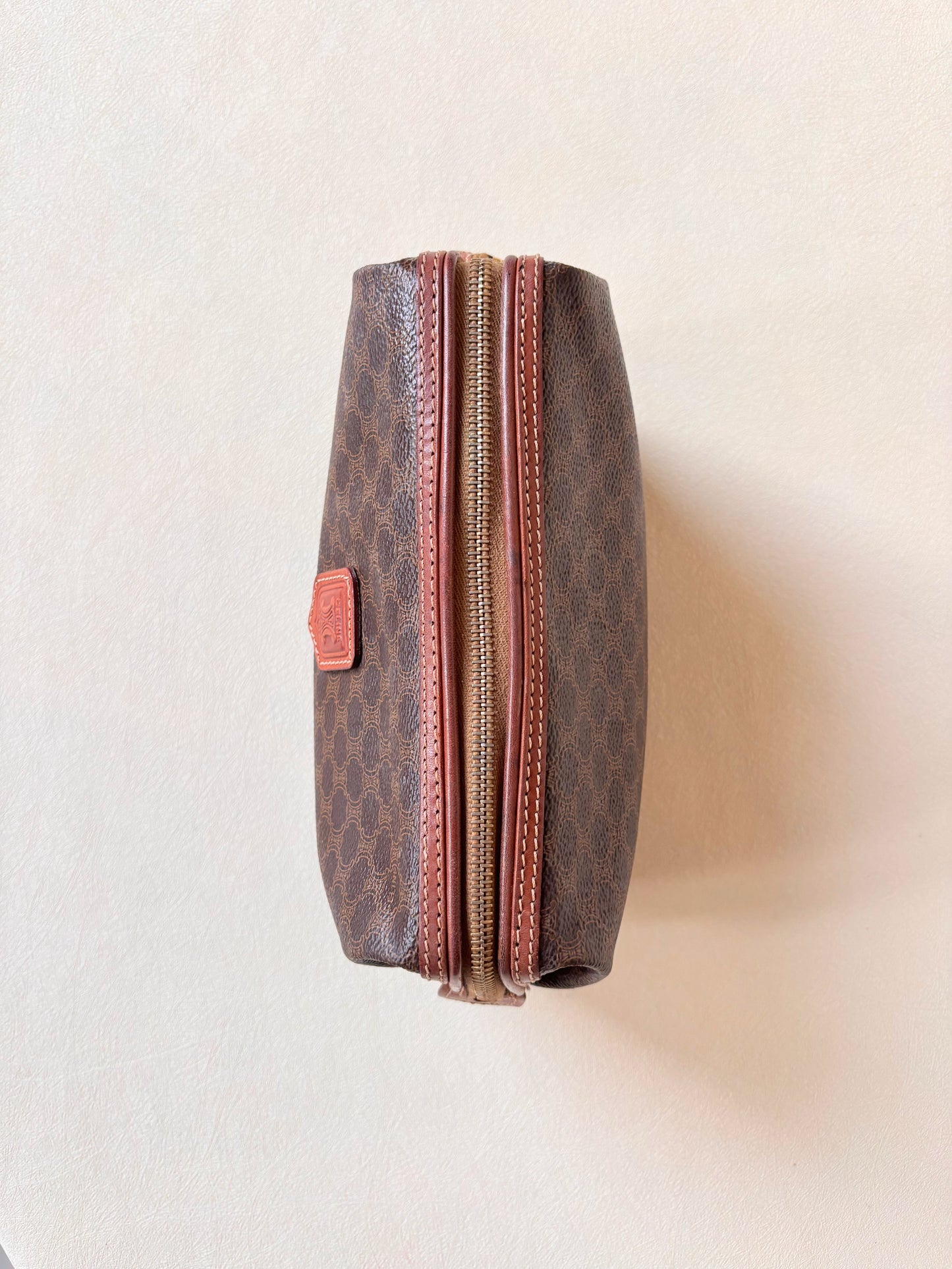 CÉLINE Pochette Triomphe