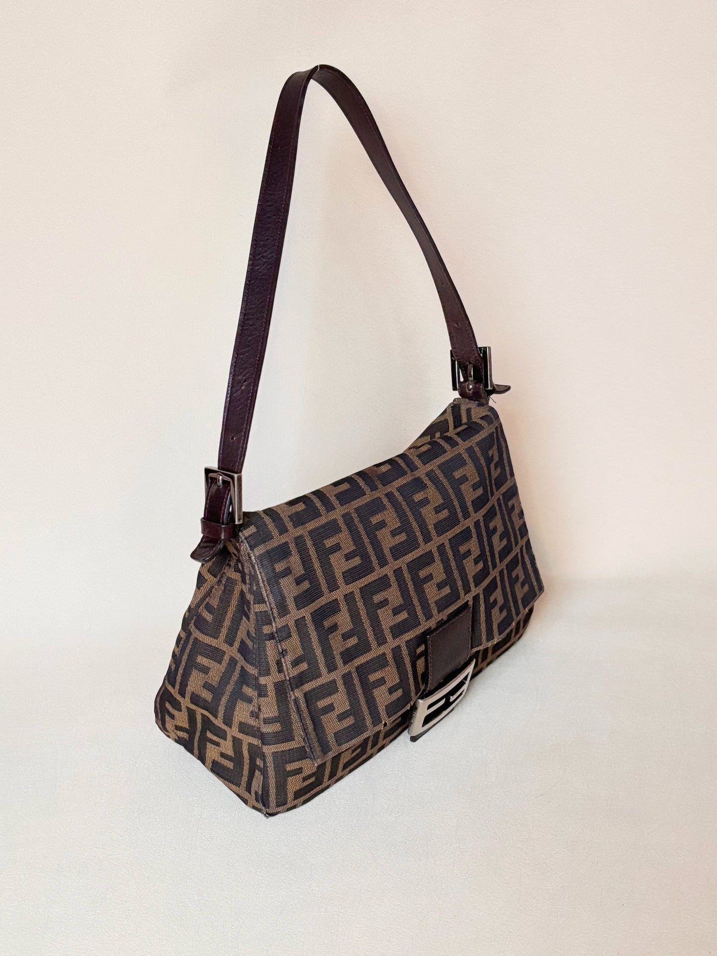 FENDI Sac Mamma Baguette