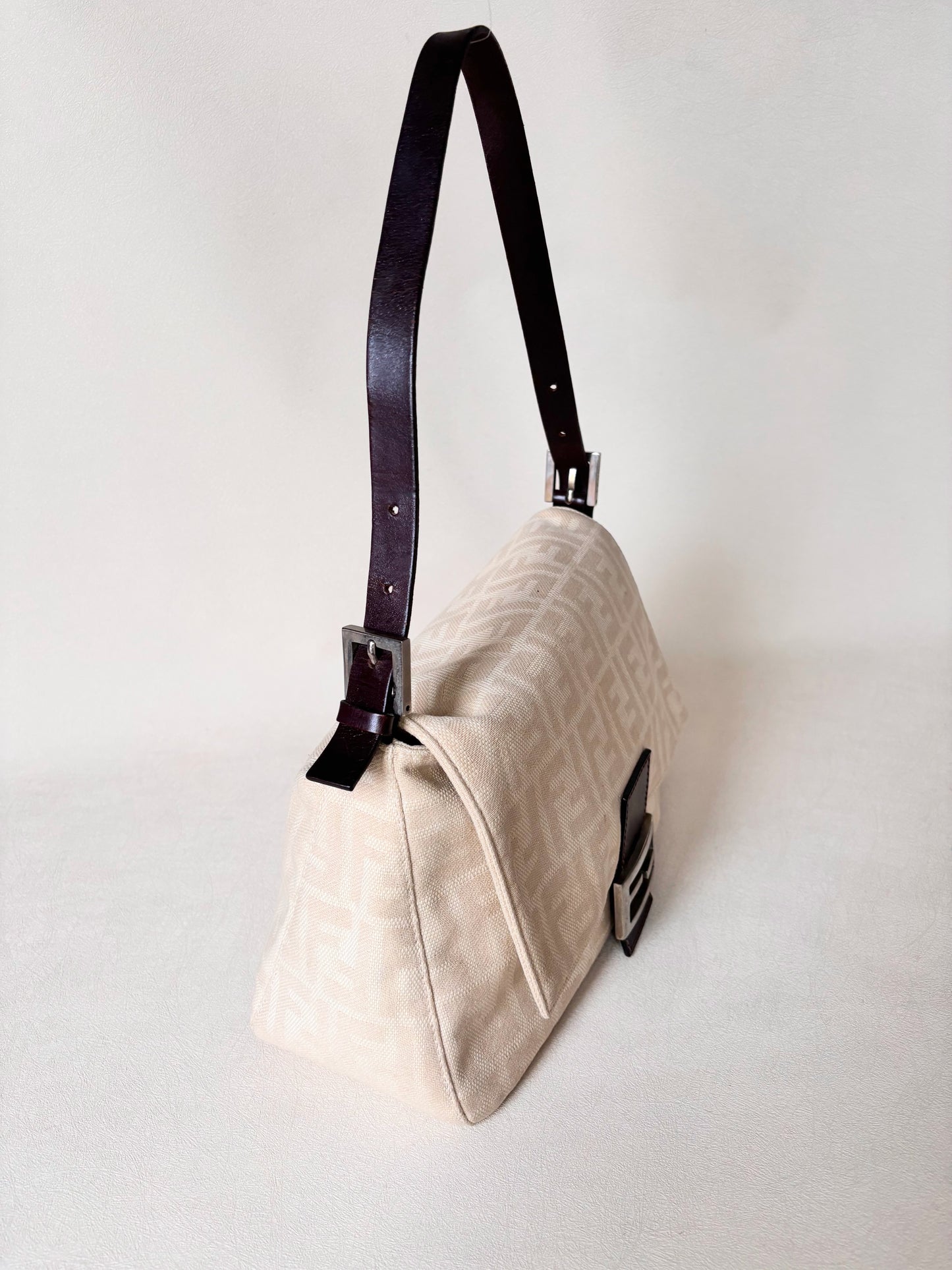 FENDI Sac Mamma Baguette