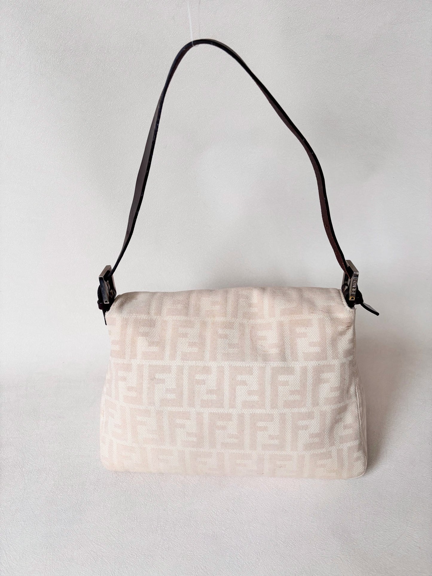 FENDI Sac Mamma Baguette